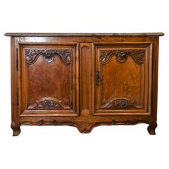 Buffet de Chasse francese del XVIII secolo Luigi XV proveniente dal Castello di Rosière