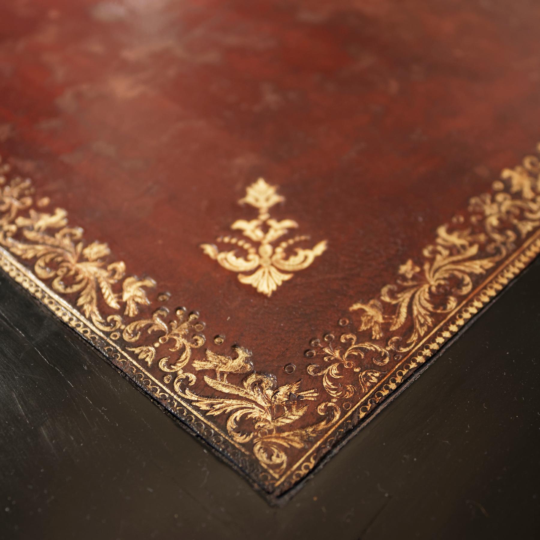 Französisch 18. Jahrhundert Louis XV Bureau Plat:: Schreibtisch (Ebonisiert) im Angebot