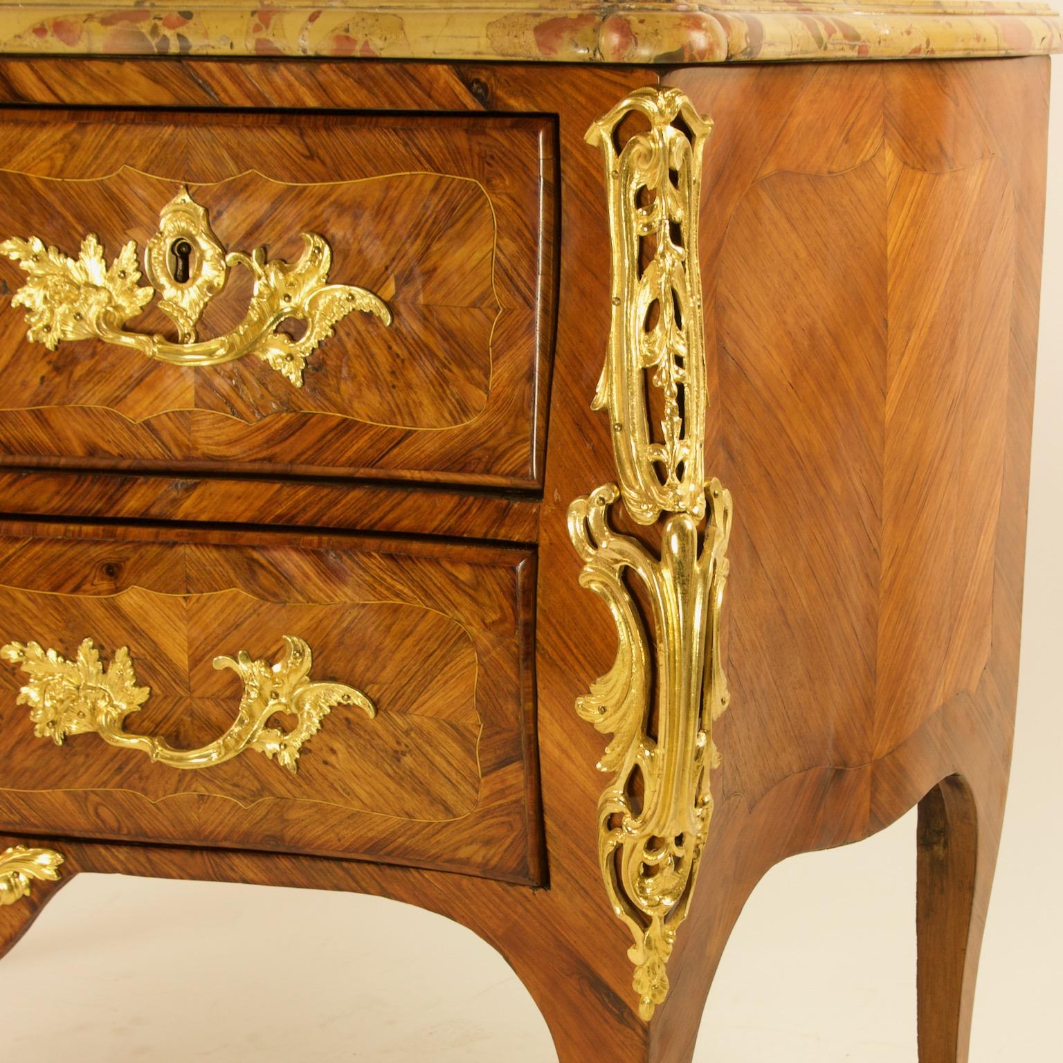 Mid-18th Century French 18th Century Louis XV Commode/Sauteuse, Stamped 