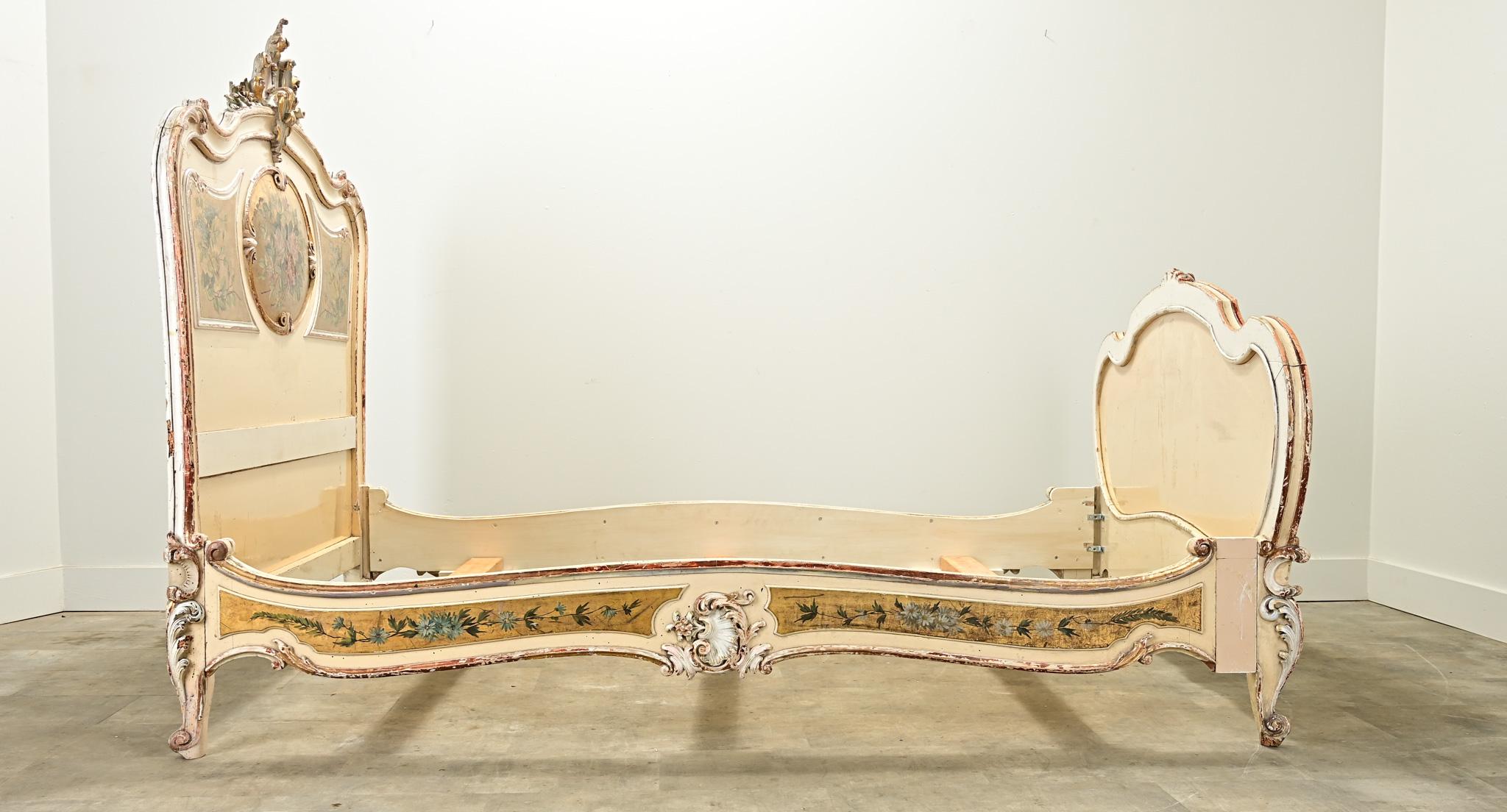 French 18th Century Louis XV Painted & Gilt Queen Bed For Sale 4