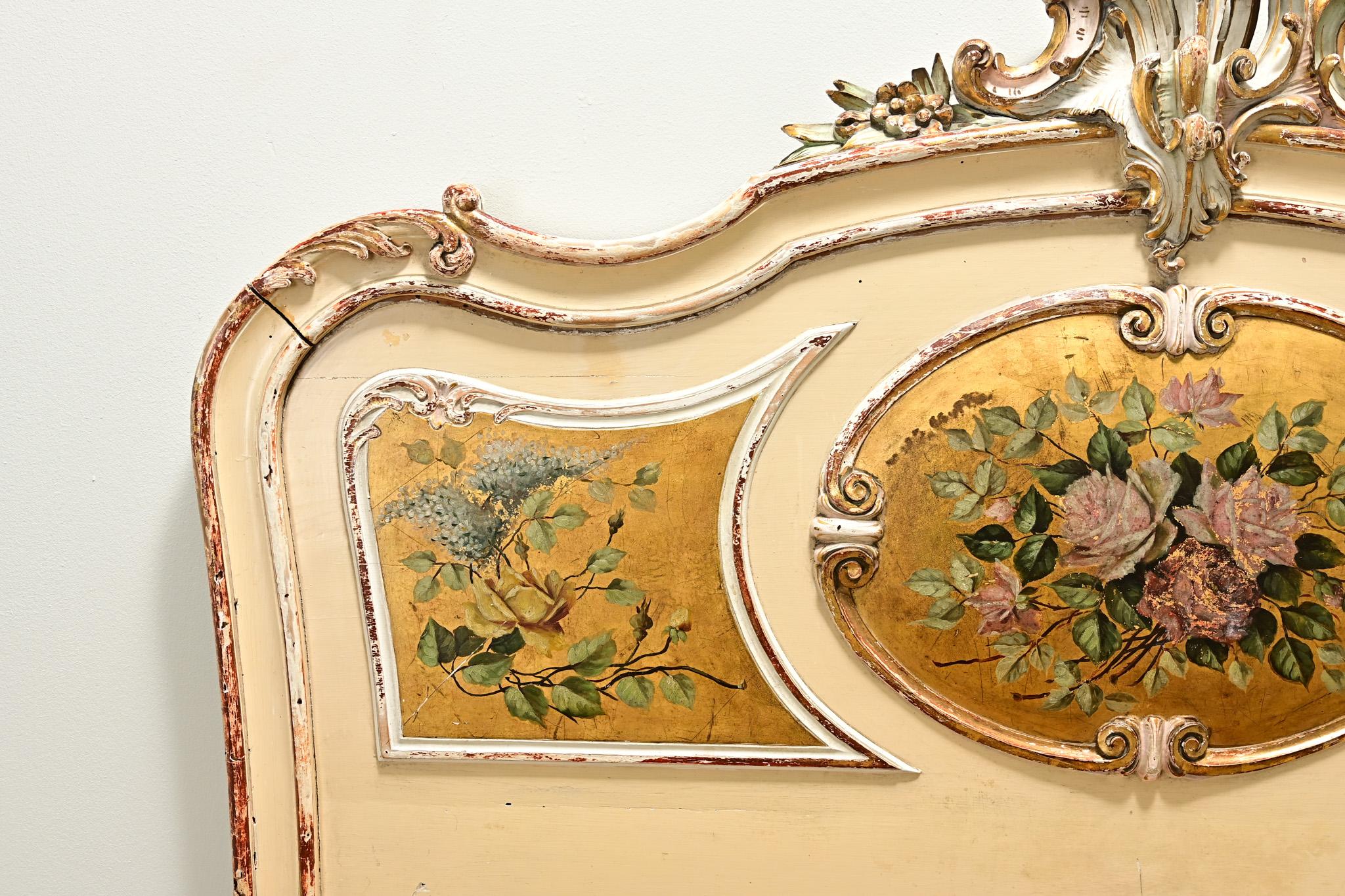 French 18th Century Louis XV Painted & Gilt Queen Bed For Sale 1