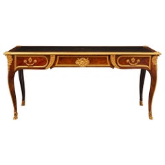Assiette de bureau française d'époque Louis XV du 18ème siècle