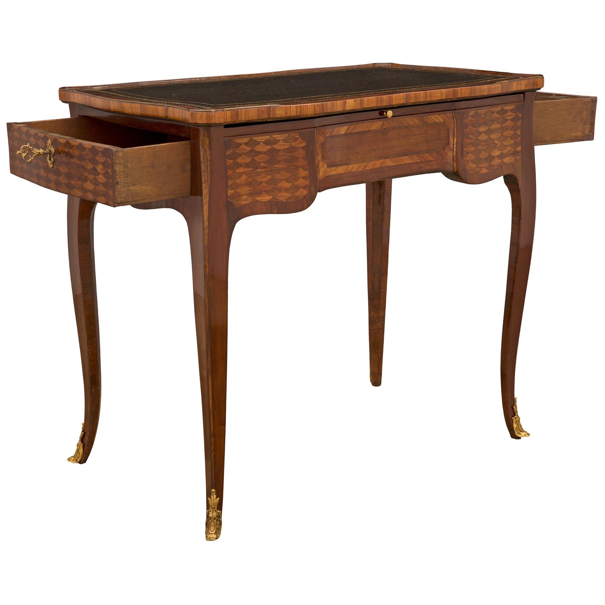 French 18th Century Louis XV Period Kingwood And Tulipwood Desk In Good Condition For Sale In West Palm Beach, FL