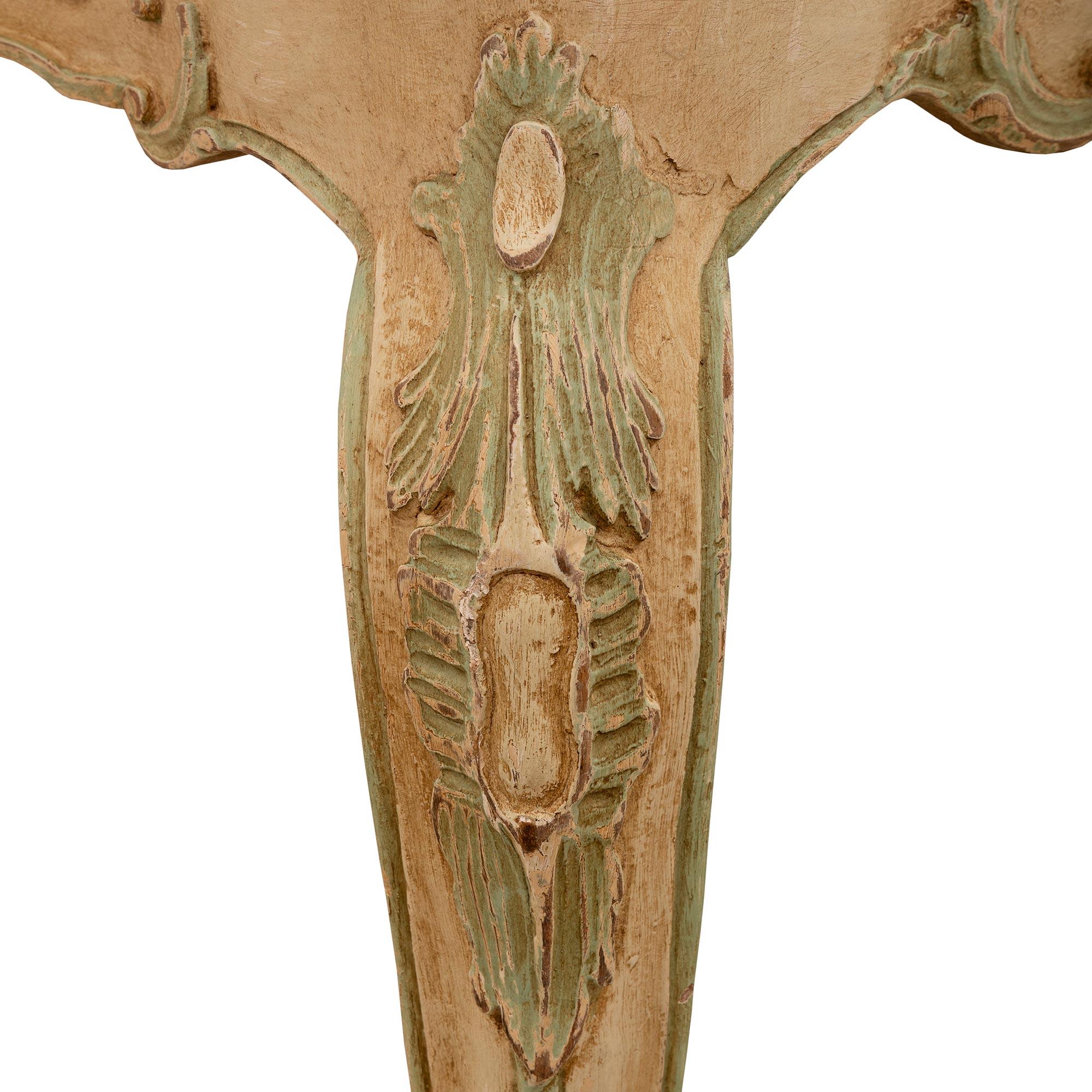 Marbre Console française d'époque Louis XV du 18ème siècle en bois patiné et marbre en vente