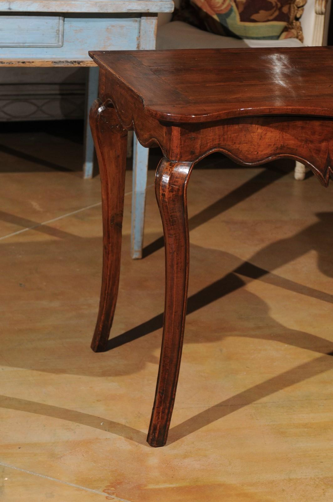 French 18th Century Louis XV Period Provençale Console Table with Fleur-de-Lys In Good Condition In Atlanta, GA