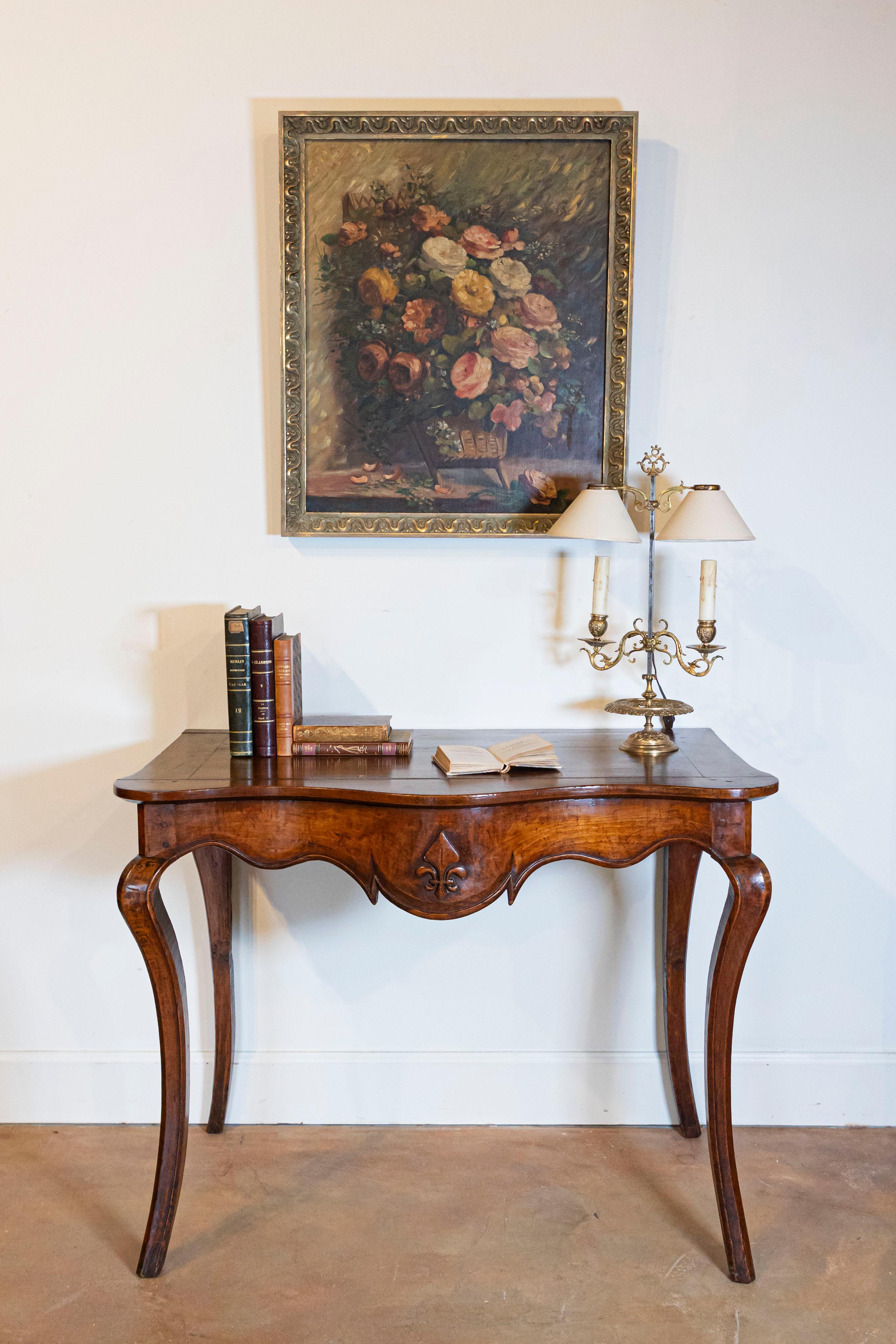 French 18th Century Louis XV Period Provençale Console Table with Fleur-de-Lys For Sale 2