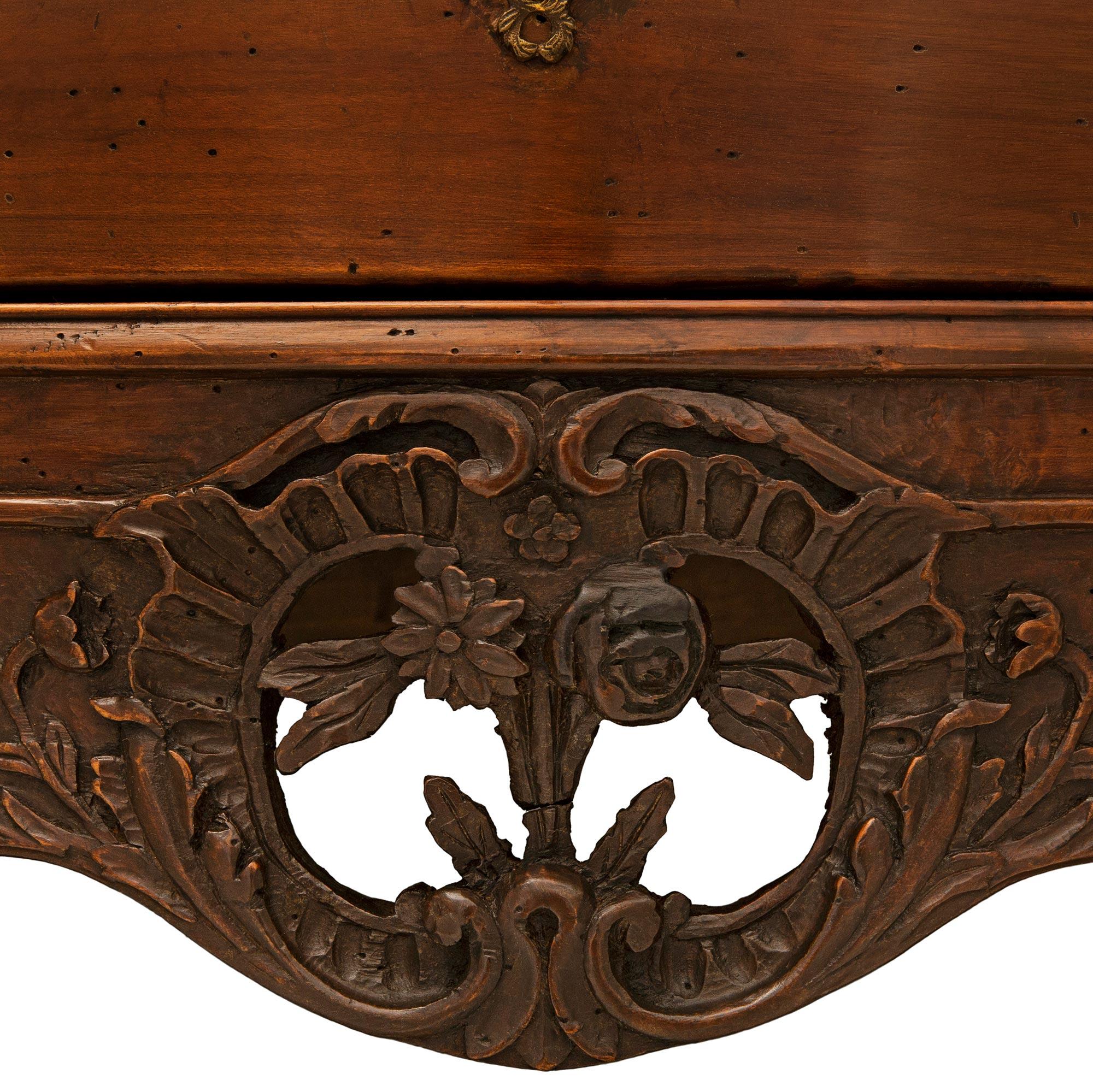 French 18th Century Louis XV Period Walnut Commode For Sale 3