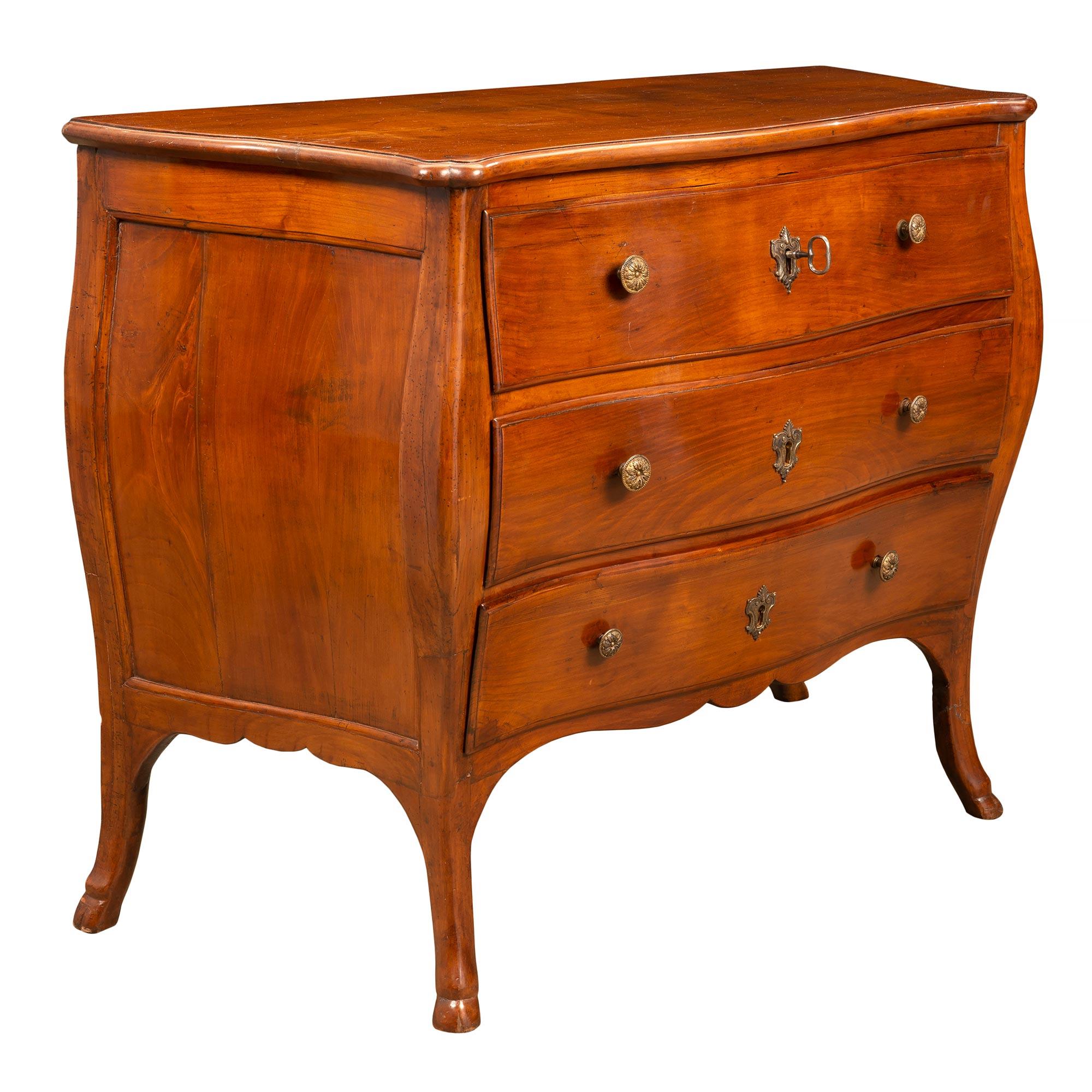 18th Century and Earlier French 18th Century Louis XV Period Walnut Petite Commode Bordelaise For Sale