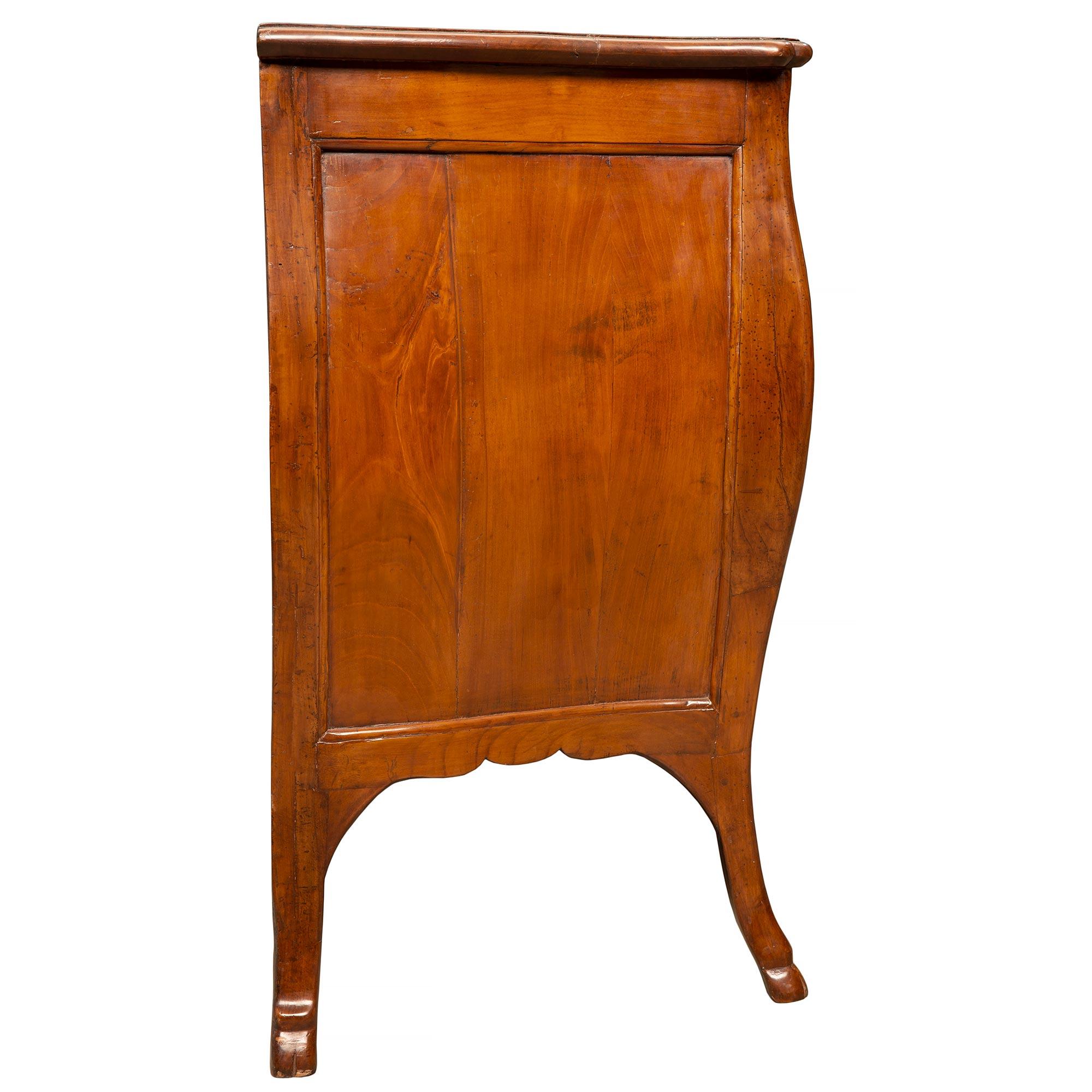 French 18th Century Louis XV Period Walnut Petite Commode Bordelaise For Sale 1