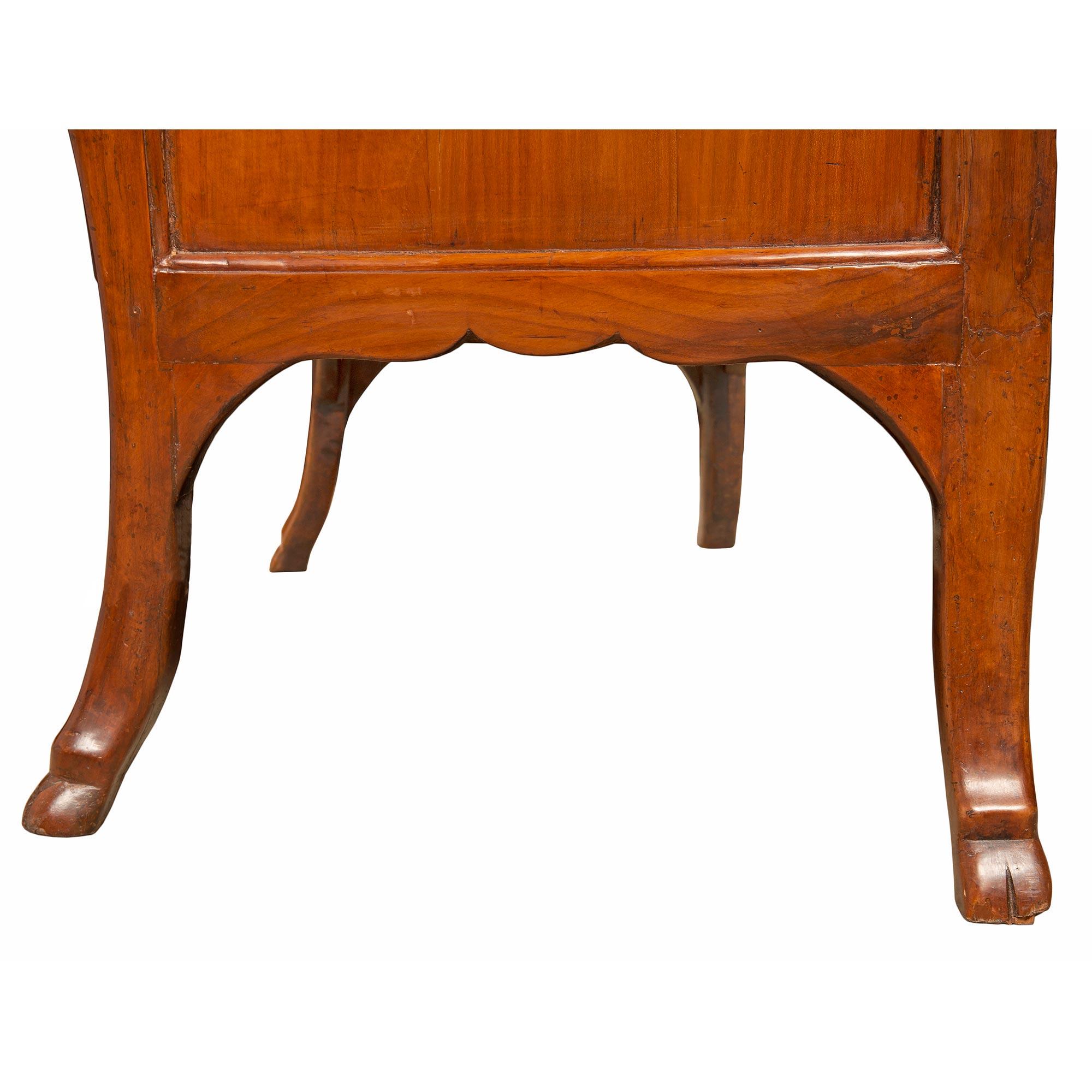 French 18th Century Louis XV Period Walnut Petite Commode Bordelaise For Sale 2