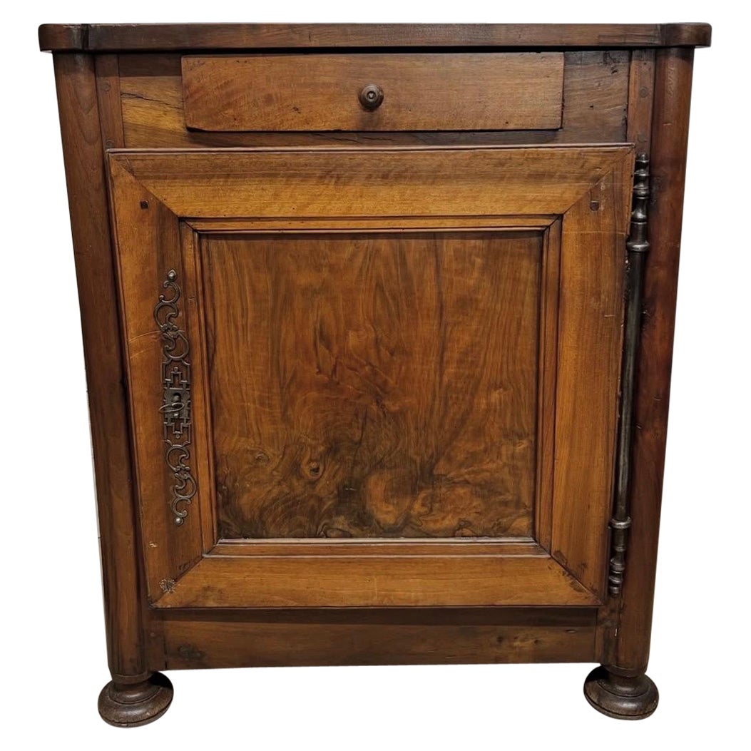 French 18th Century Louis XV Solid Walnut Cabinet / Buffet For Sale