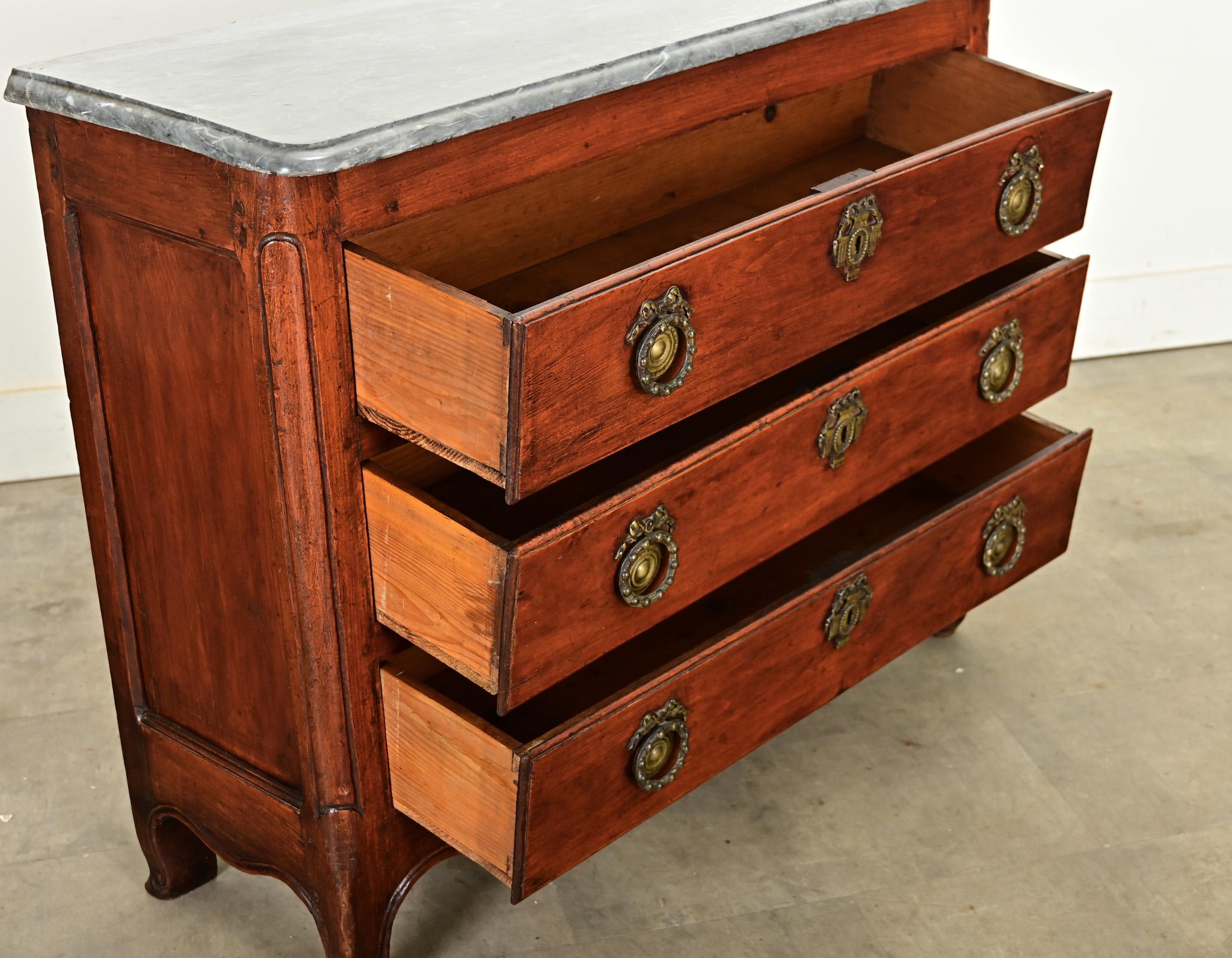 French 18th Century Louis XV Style Commode 4