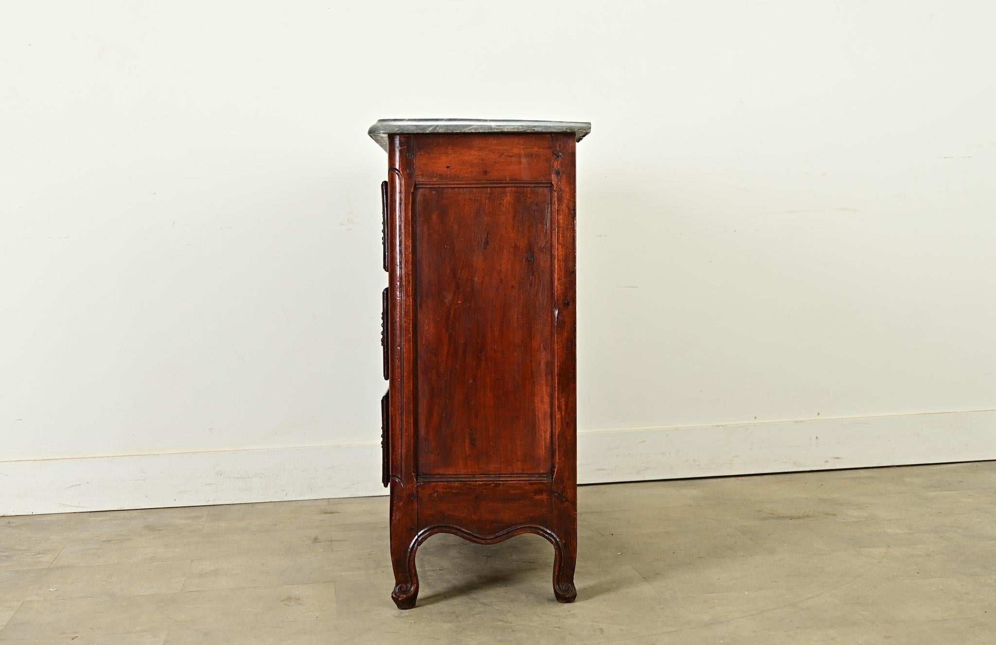 French 18th Century Louis XV Style Commode 8