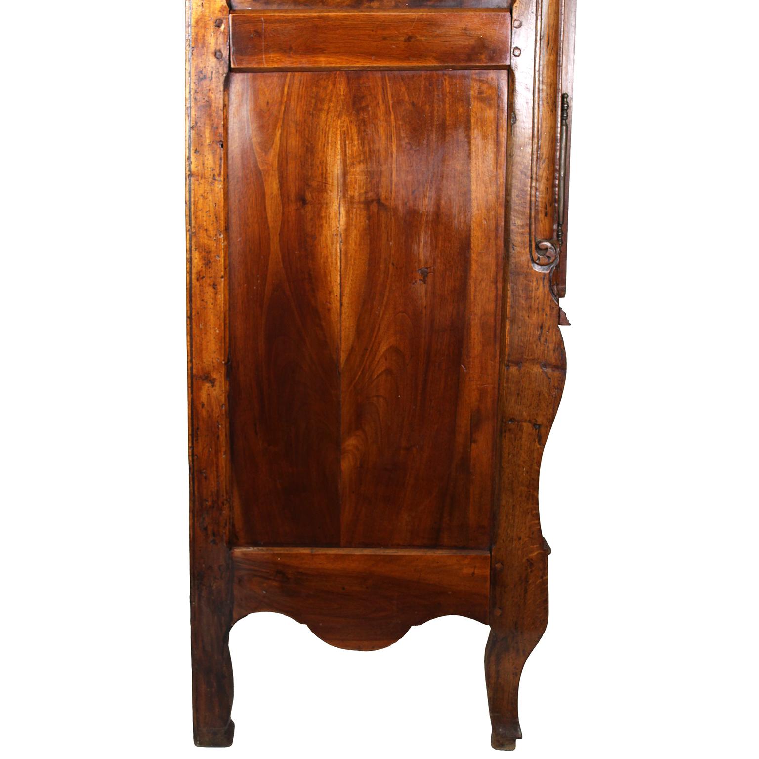 French 18th Century Louis XV Style Provincial - Country French Armoire Bookcase For Sale 6