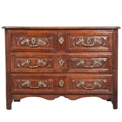 French 18th Century Louis XV Walnut Commode