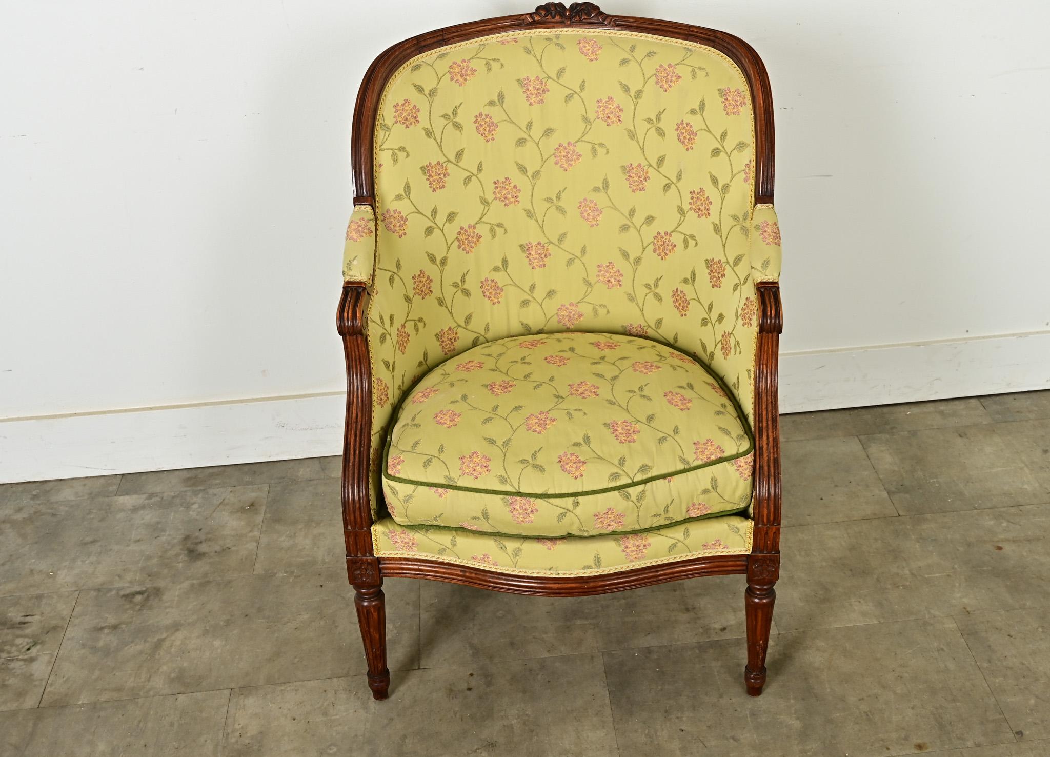 French 18th Century Louis XVI Bergere In Good Condition In Baton Rouge, LA