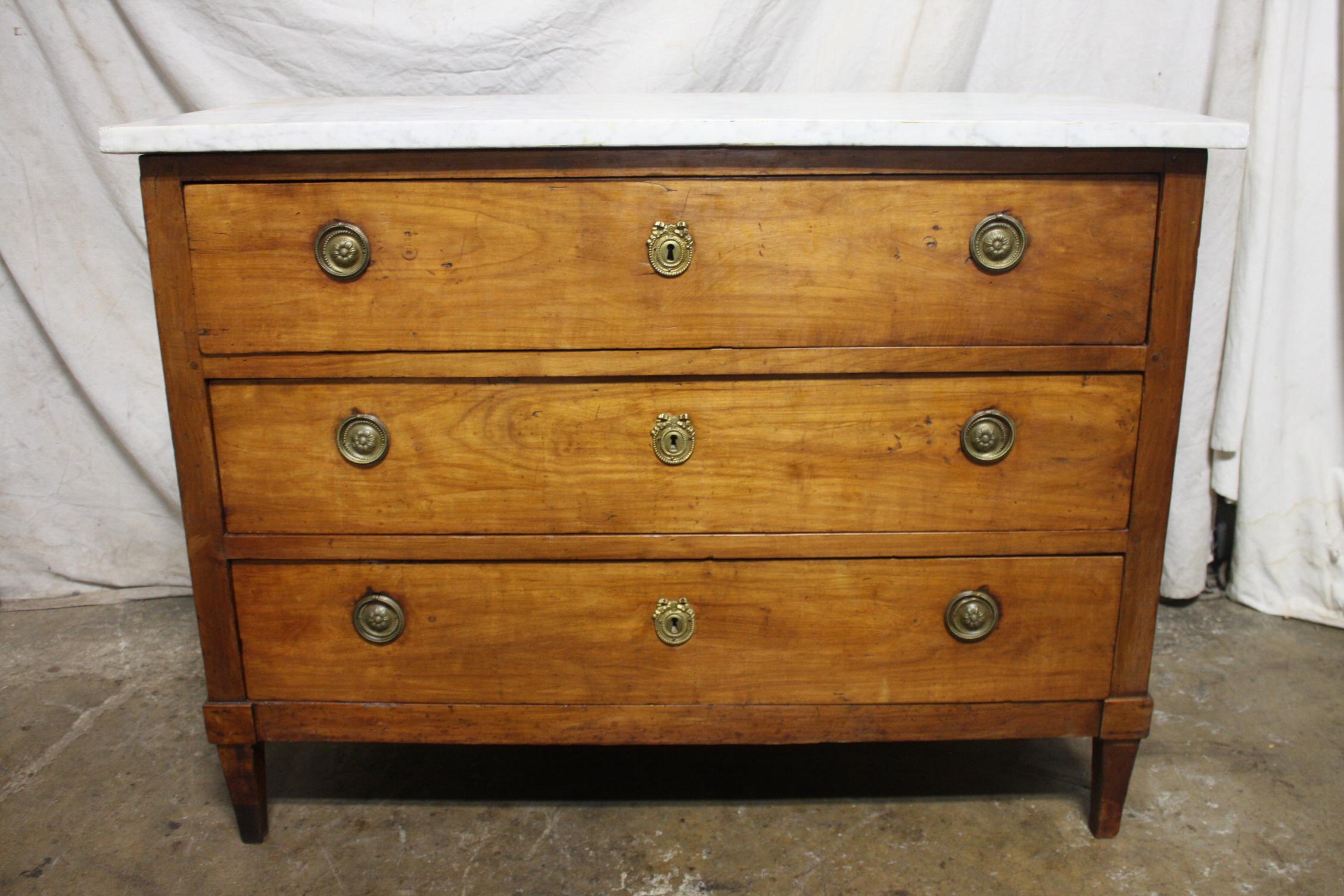 French, 18th Century, Louis XVI Commode In Good Condition In Stockbridge, GA