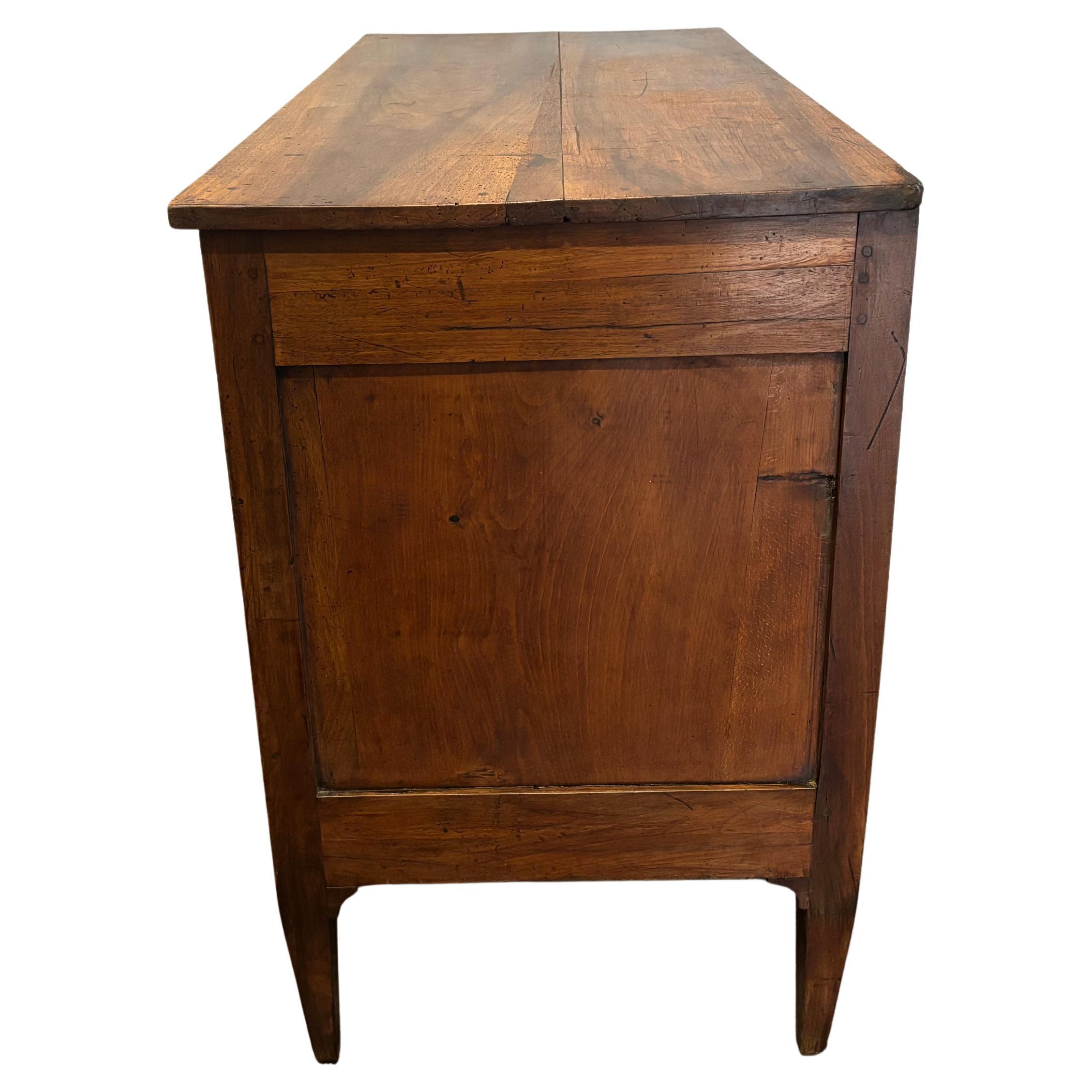 French 18th Century Louis XVI Commode For Sale 1