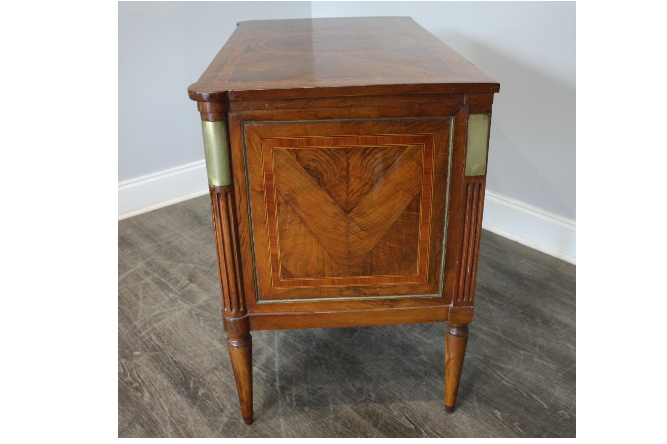 French 18th Century Louis XVI Commode 3