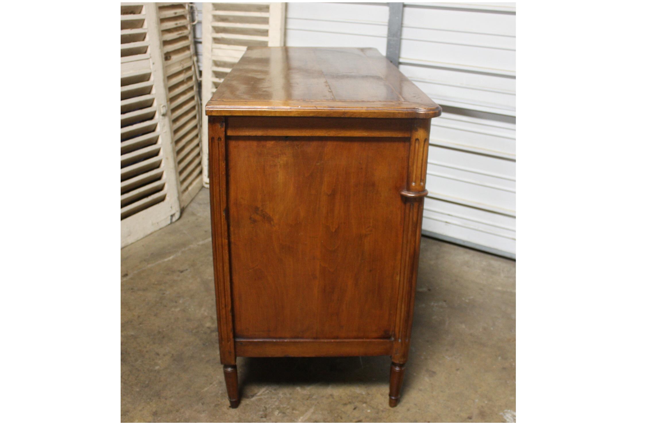 French 18th Century Louis XVI Commode 4