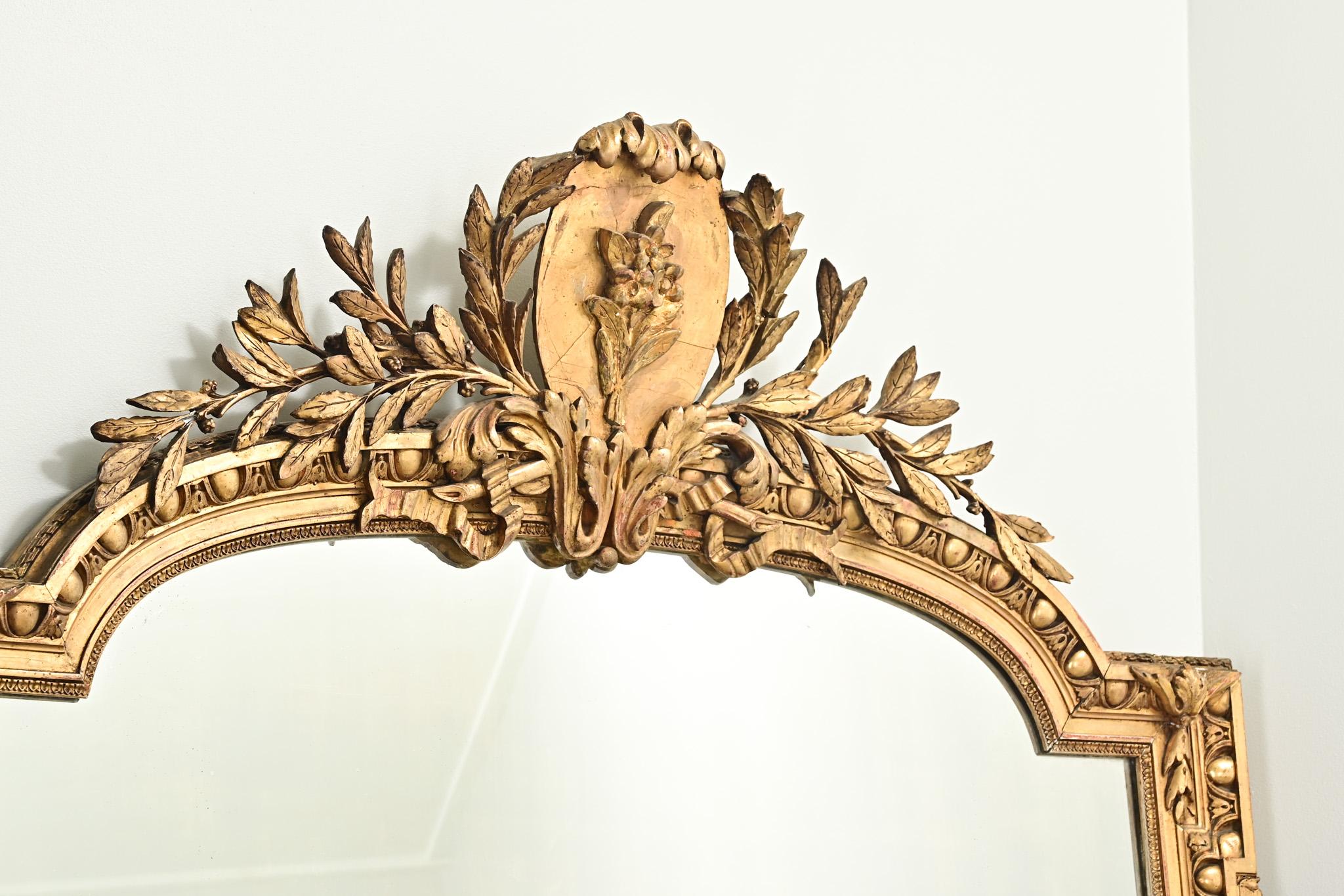 Giltwood French 18th Century Louis XVI Gold Gilt Mirror For Sale