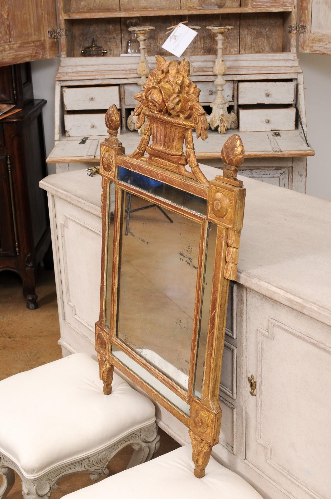 Miroir Louis XVI français du 18ème siècle Circa 1790 Bon état - En vente à Atlanta, GA