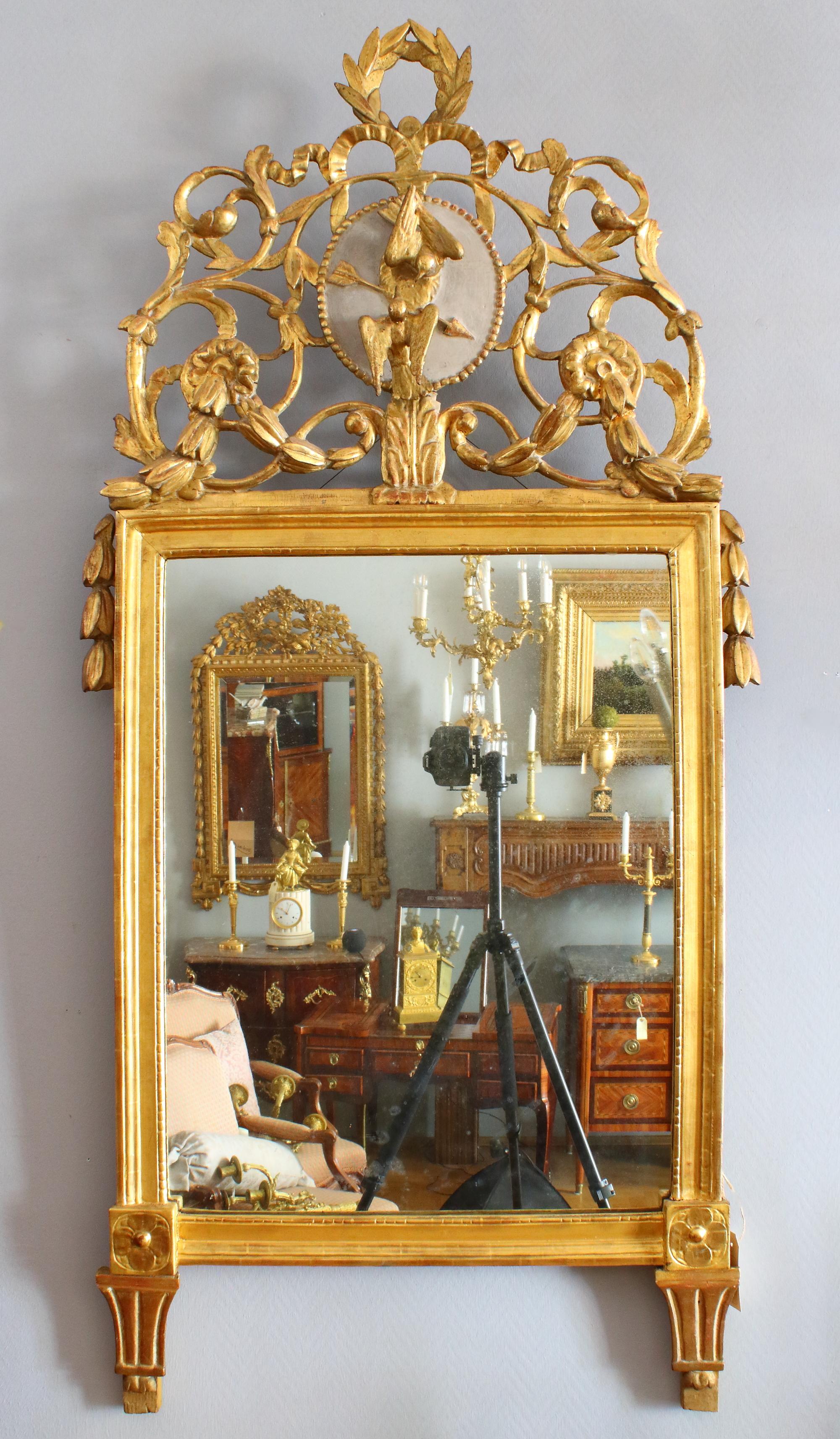 Carved French 18th Century Louis XVI Neoclassical Giltwood Love Symbol Wall Mirror