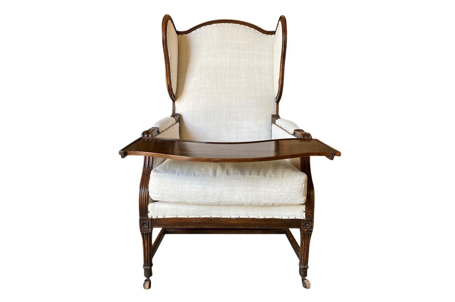 French 18th Century Louis XVI Period Chaise De Repos In Good Condition For Sale In Atlanta, GA