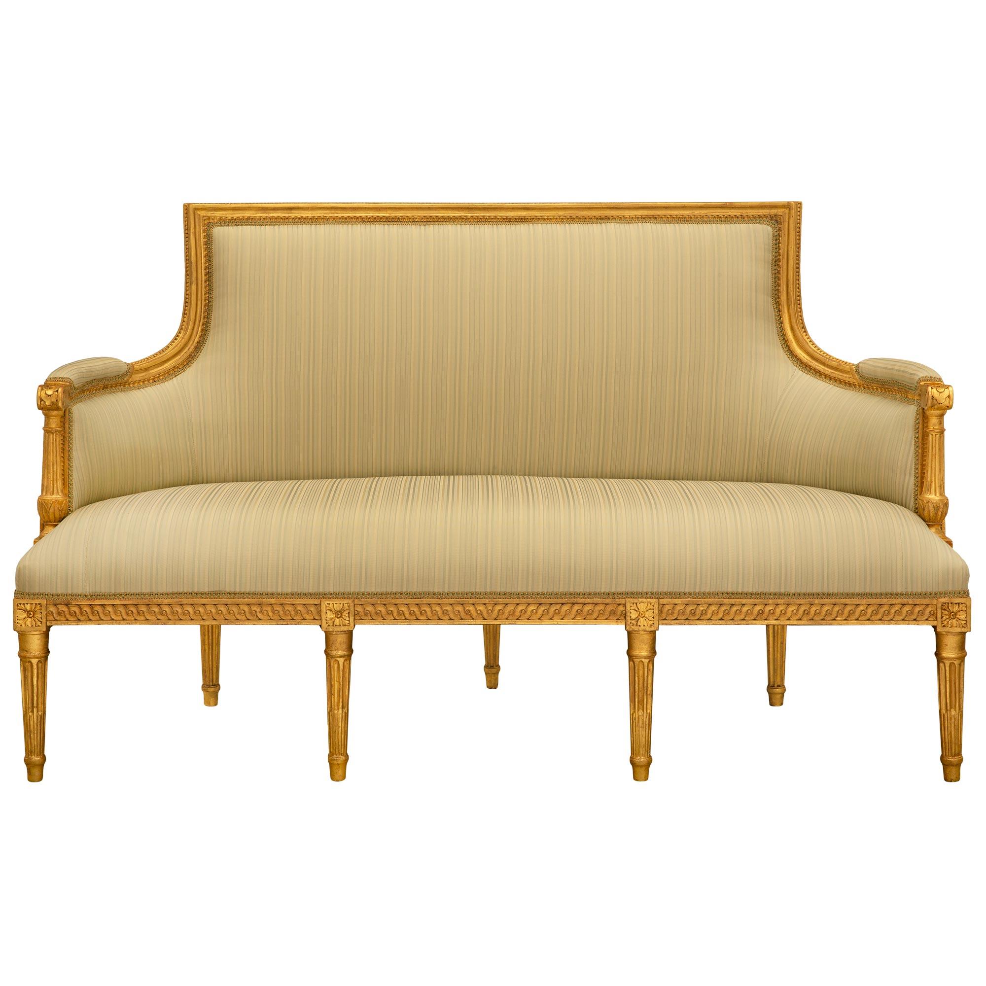 French 18th Century Louis XVI Period Giltwood Canapé Settee For Sale 5
