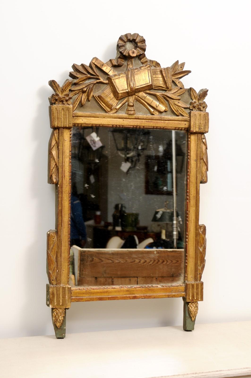 French 18th Century Louis XVI Period Giltwood Mirror with Carved Crest For Sale 5