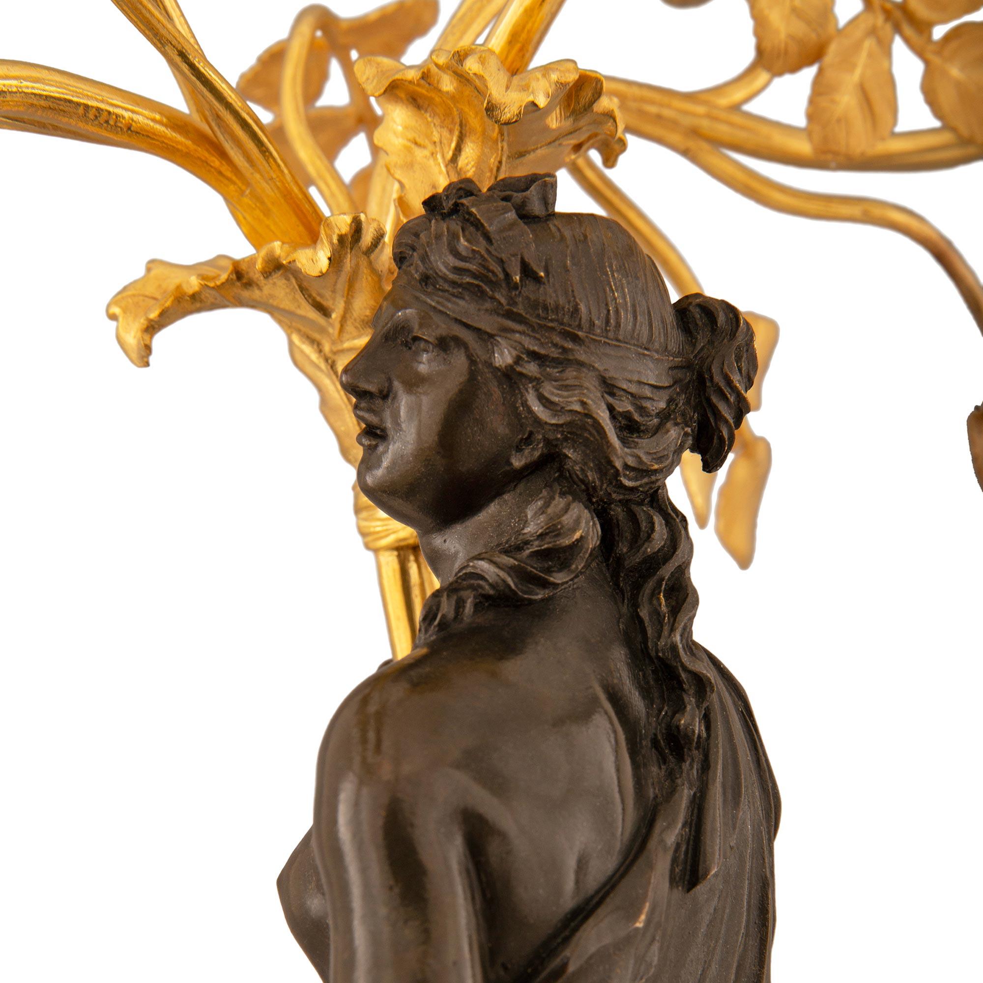 Candelabri francesi del XVIII secolo di epoca Luigi XVI in marmo, Ormolu e bronzo in vendita 1