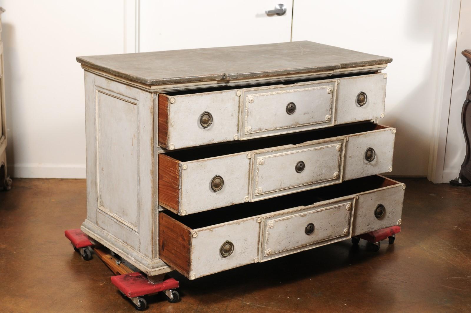 French 18th Century Louis XVI Period Painted Breakfront Three-Drawer Commode 1