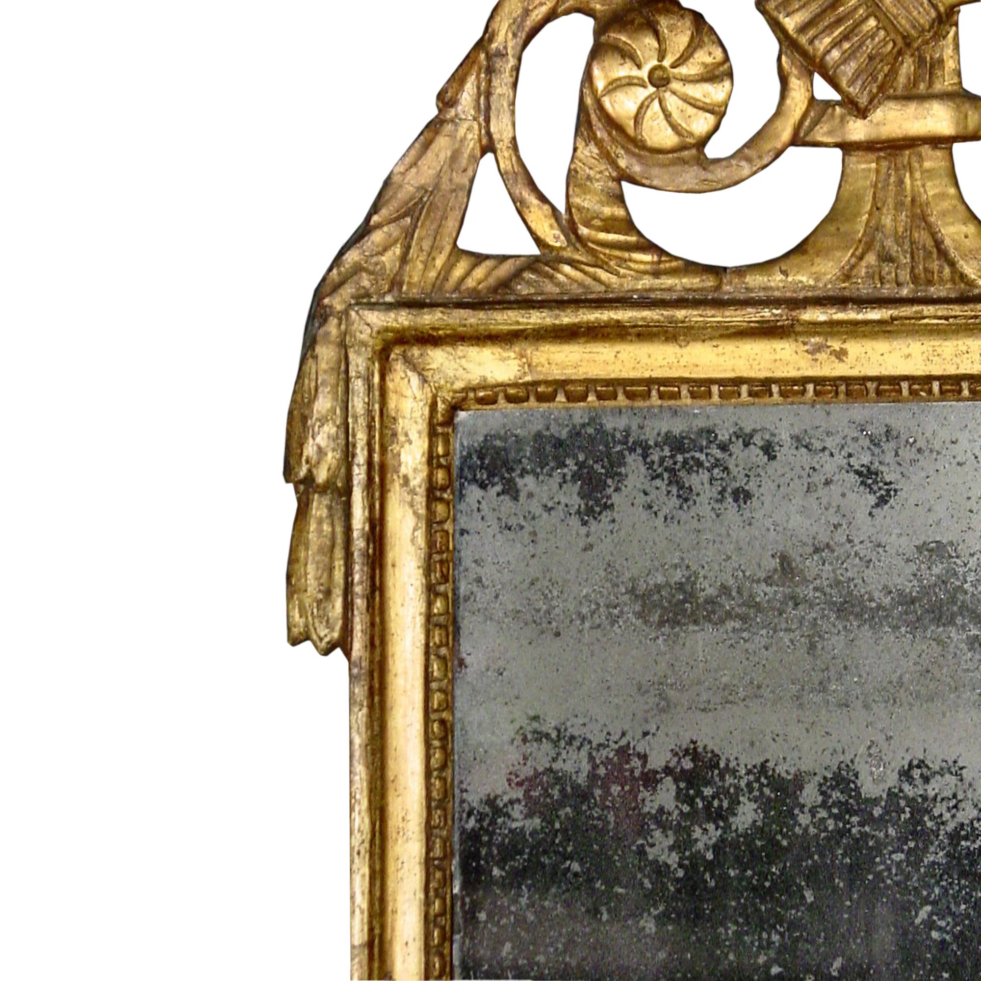 French 18th Century Louis XVI Period Patinated Green and Gilt Mirror In Good Condition For Sale In West Palm Beach, FL