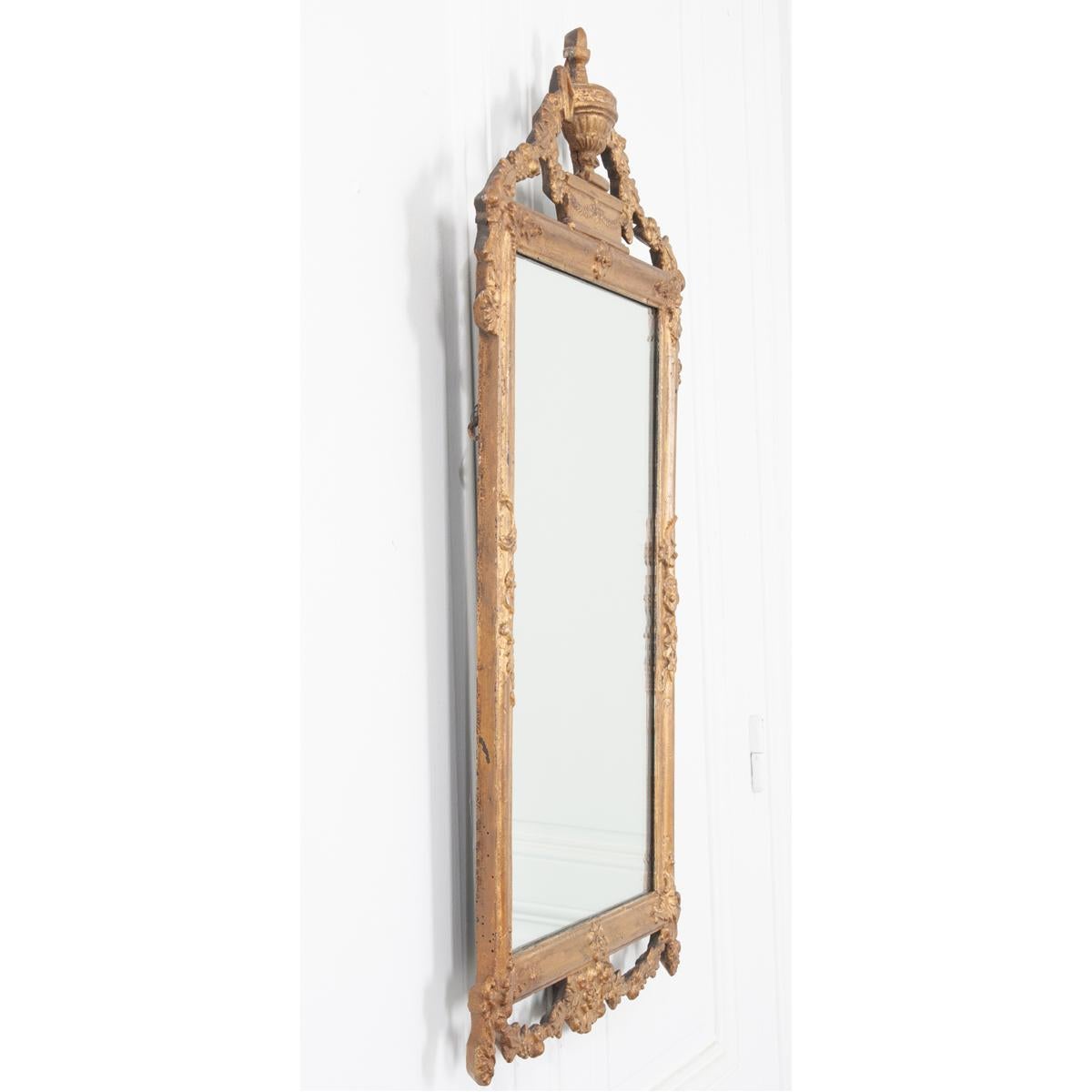 French 18th Century Louis XVI Petite Mirror In Good Condition For Sale In Baton Rouge, LA