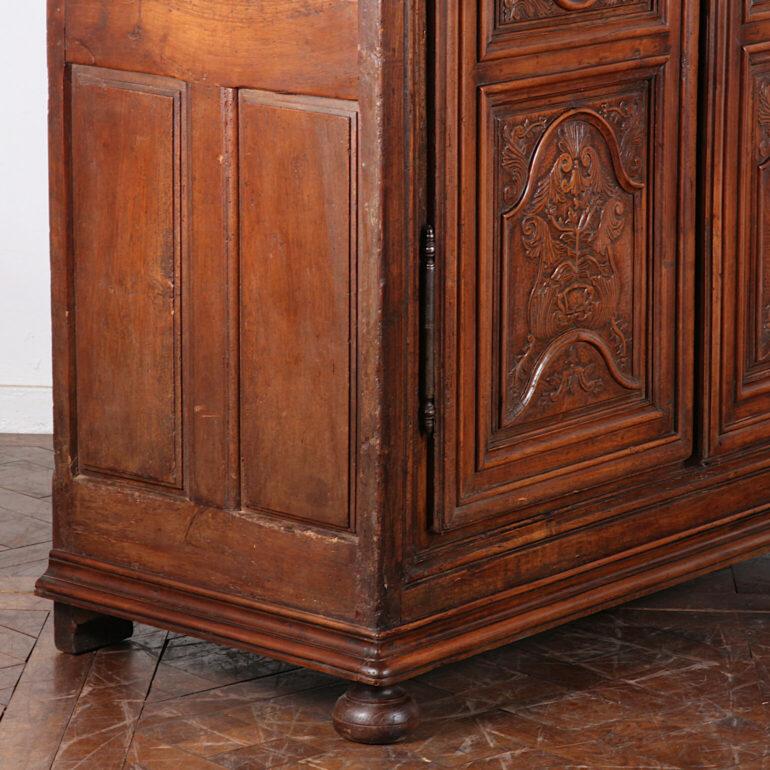 French 18th Century Lyonnaise Walnut Armoire In Good Condition In Vancouver, British Columbia