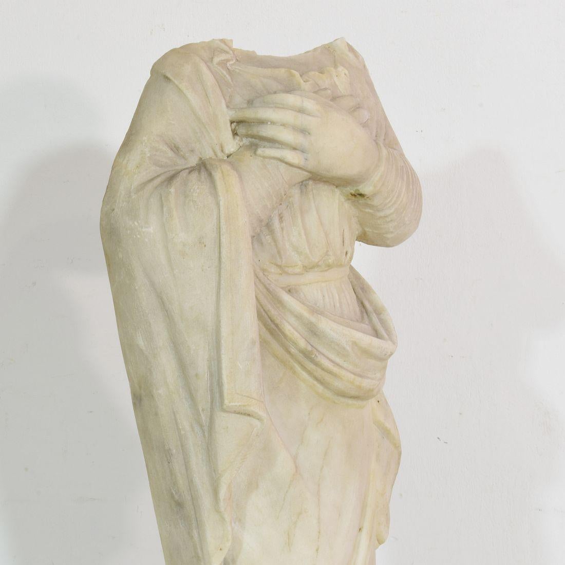 French 18th Century Marble Statue of a Madonna Without Head 1
