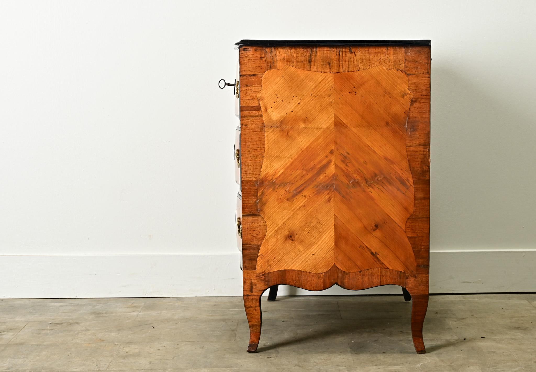French 18th Century Marquetry Commode For Sale 5