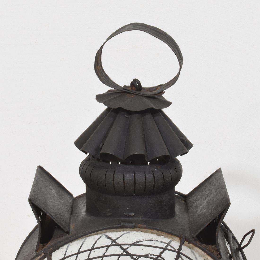 French, 18th Century Metal Lantern im Angebot 2