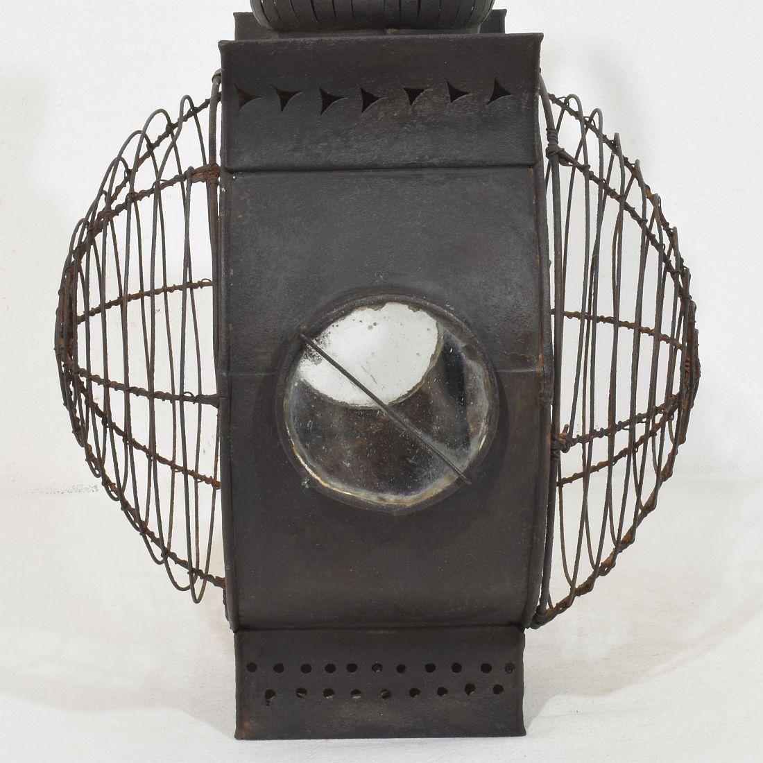 French, 18th Century Metal Lantern im Angebot 7