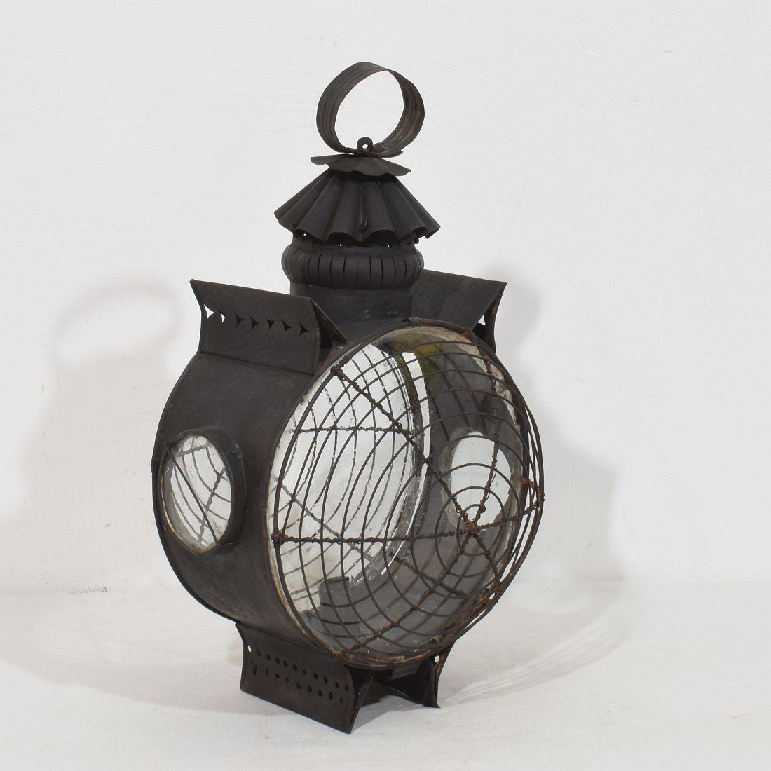 French, 18th Century Metal Lantern (Französisch) im Angebot