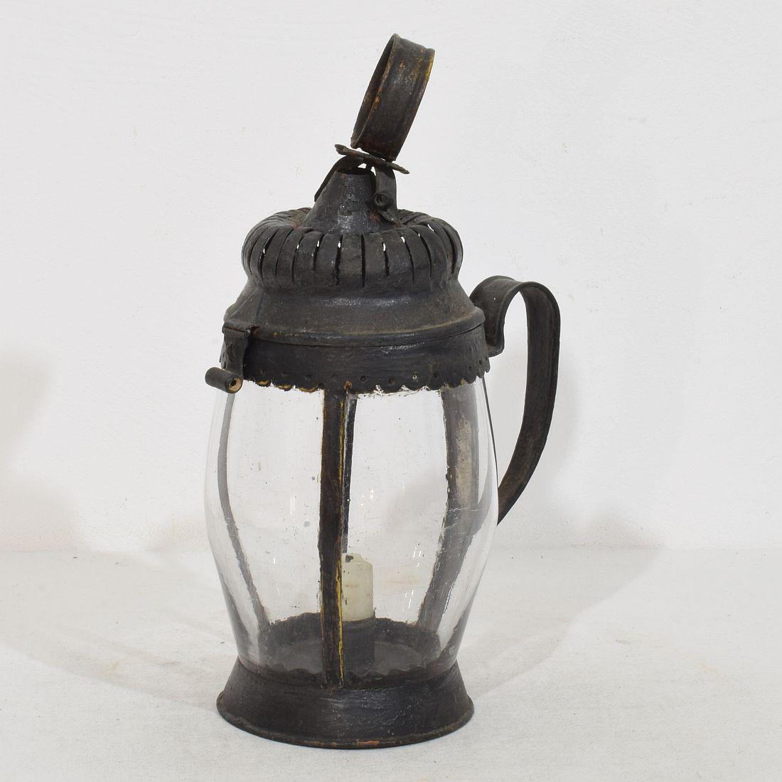 French, 18th Century Metal Lantern For Sale 2