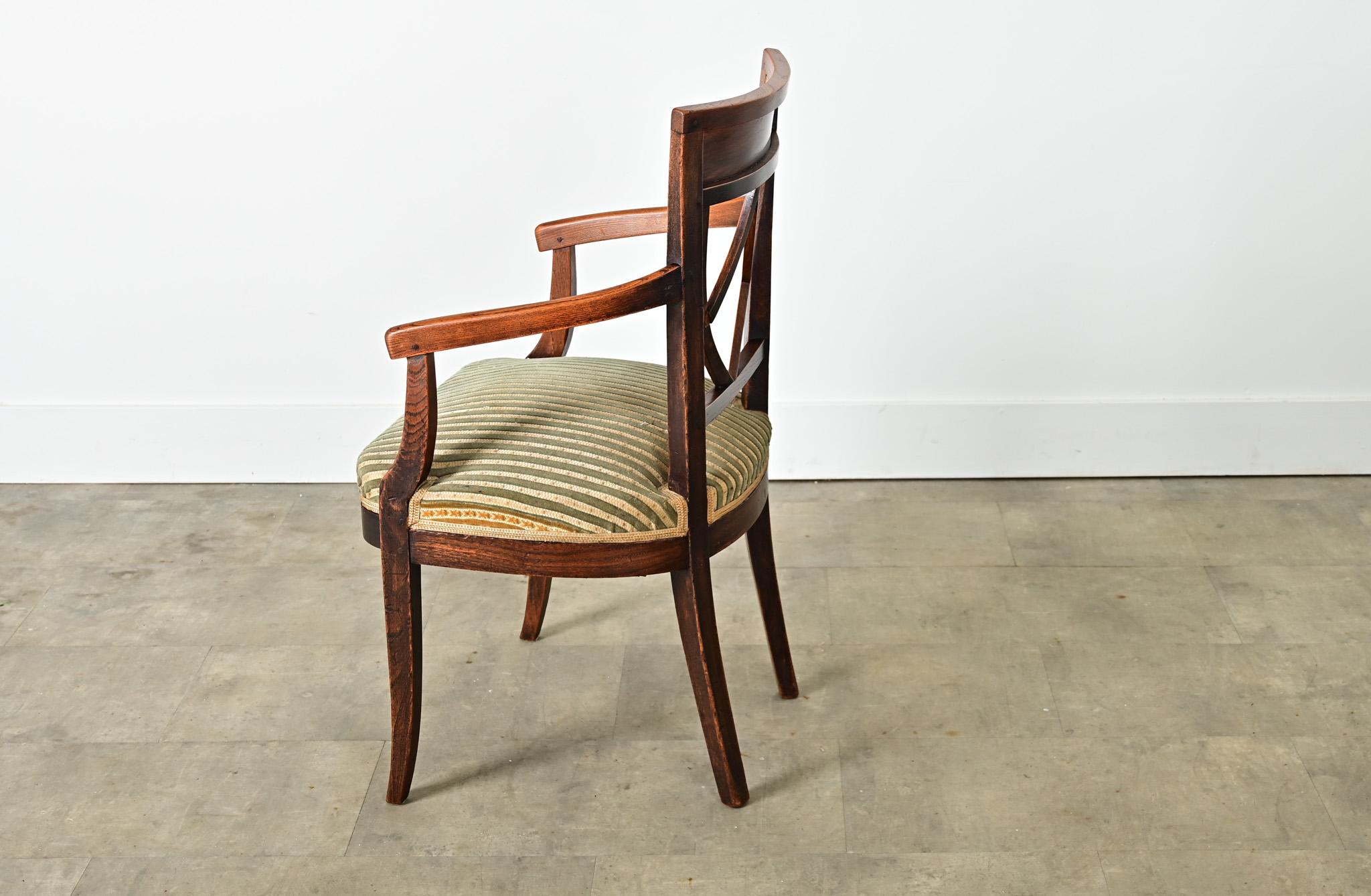 Französischer Eichen-Sessel aus dem 18. im Angebot 3