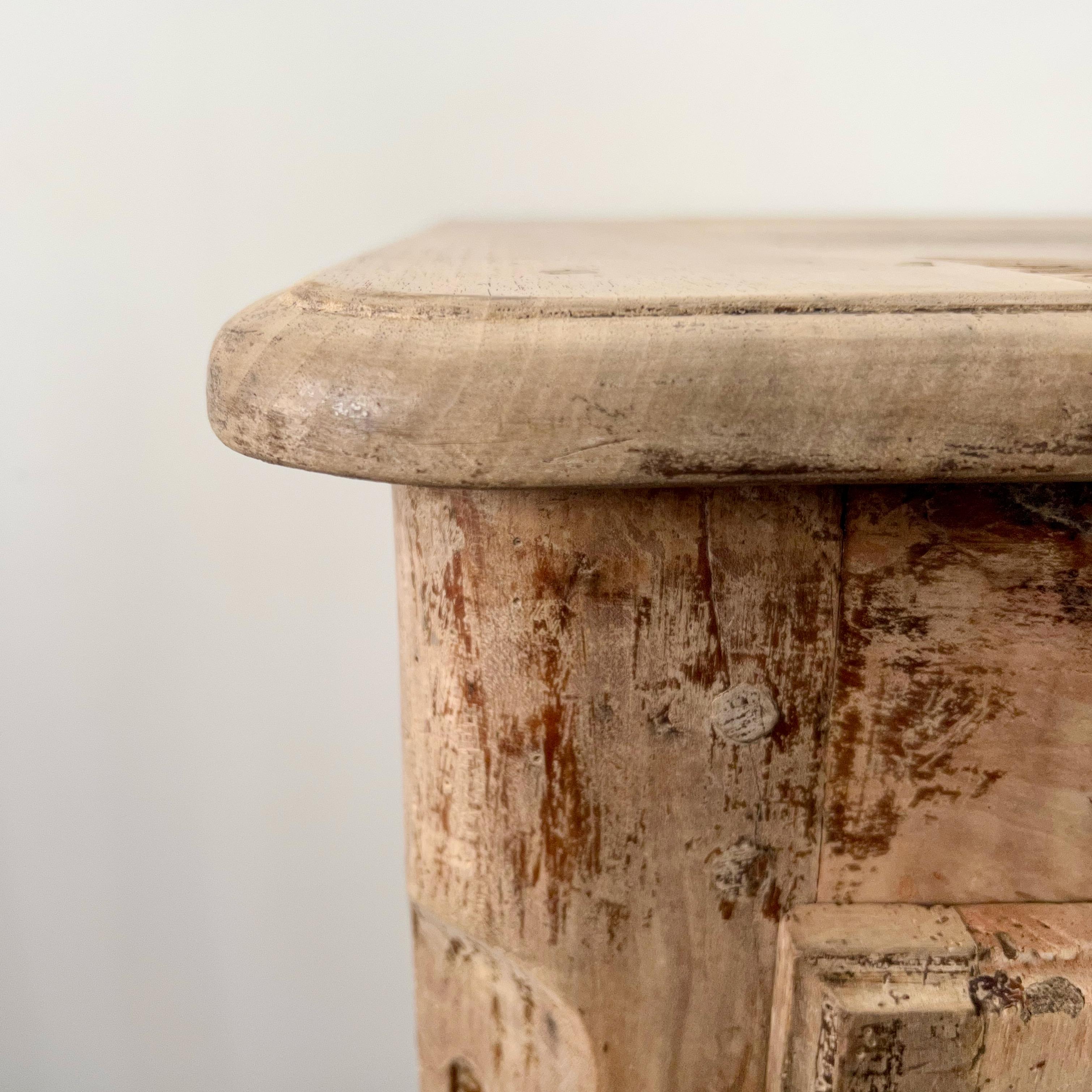 French 18th Century Oak Enfilade In Good Condition In Charleston, SC