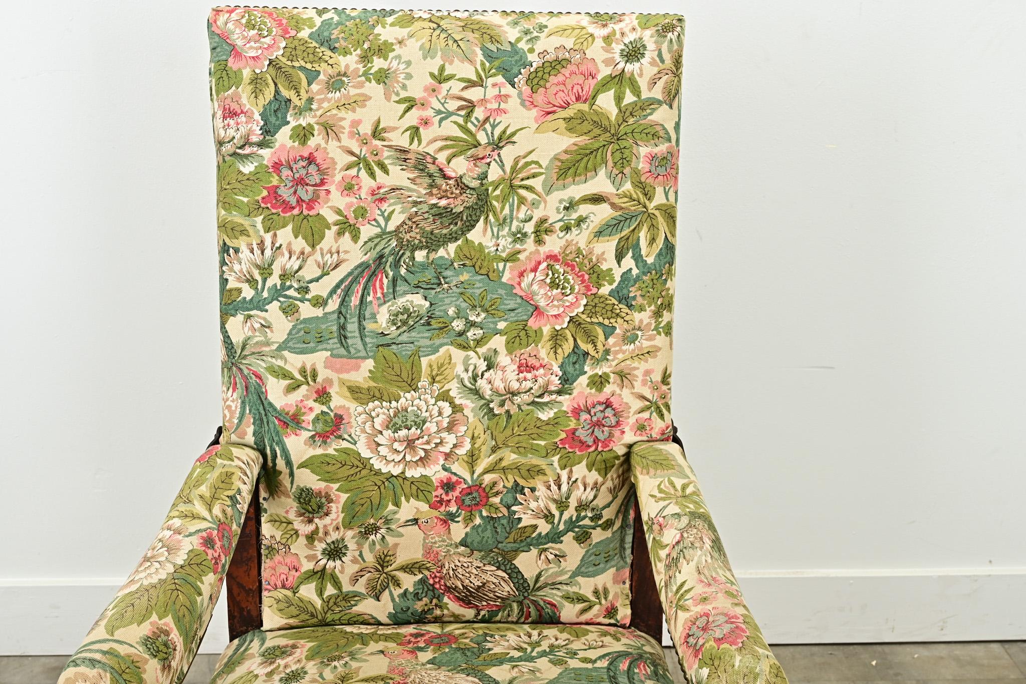 French 18th Century Oak Reclining Arm Chair In Good Condition For Sale In Baton Rouge, LA