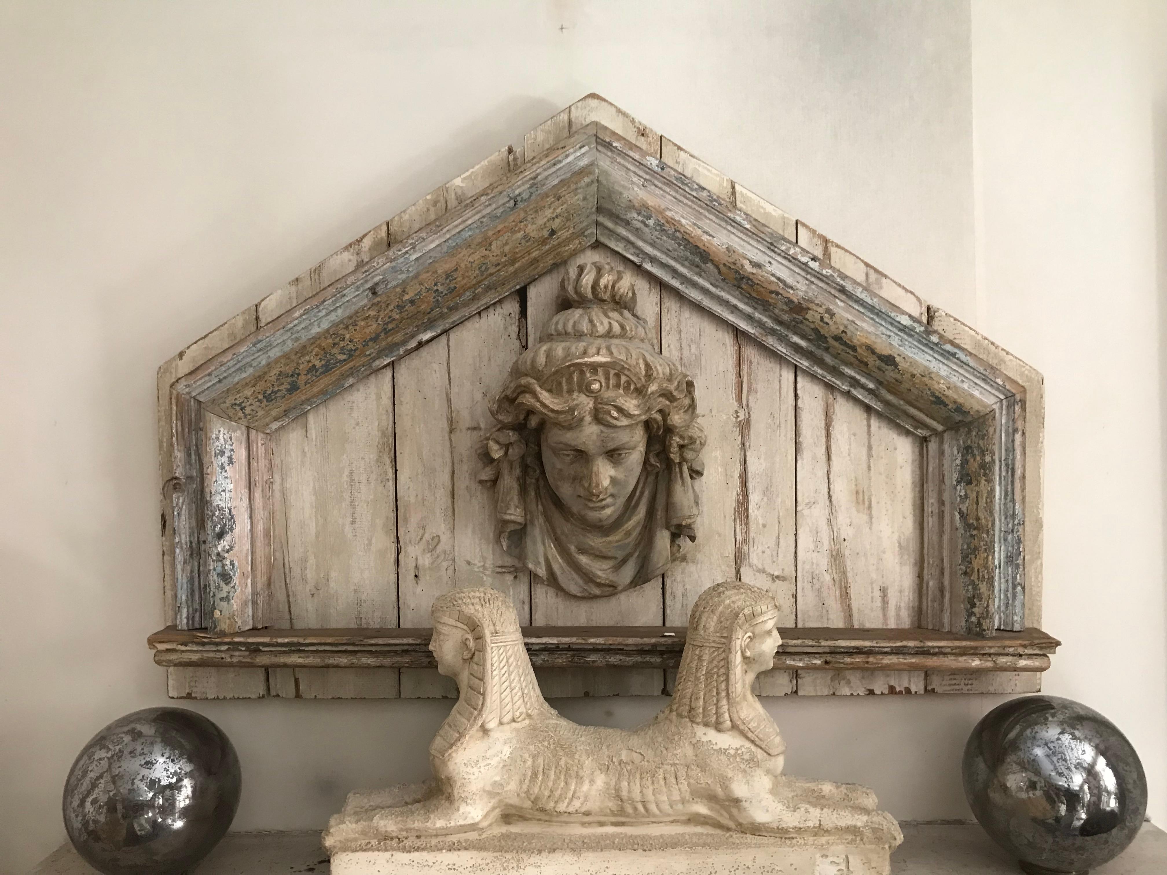 French 18th century overdoor or boiserie piece with Caryatid In Fair Condition For Sale In Madrid, ES