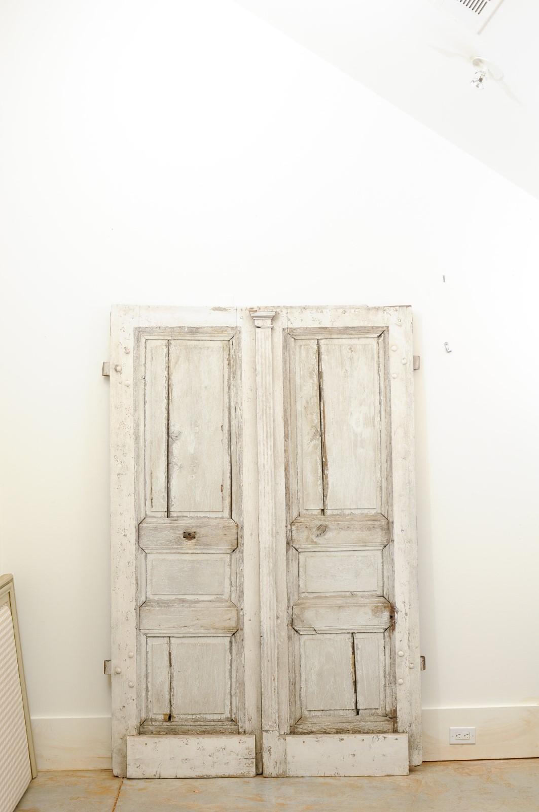 French 18th Century Painted Oak Double Doors with Doric Pilaster and Patina In Good Condition In Atlanta, GA