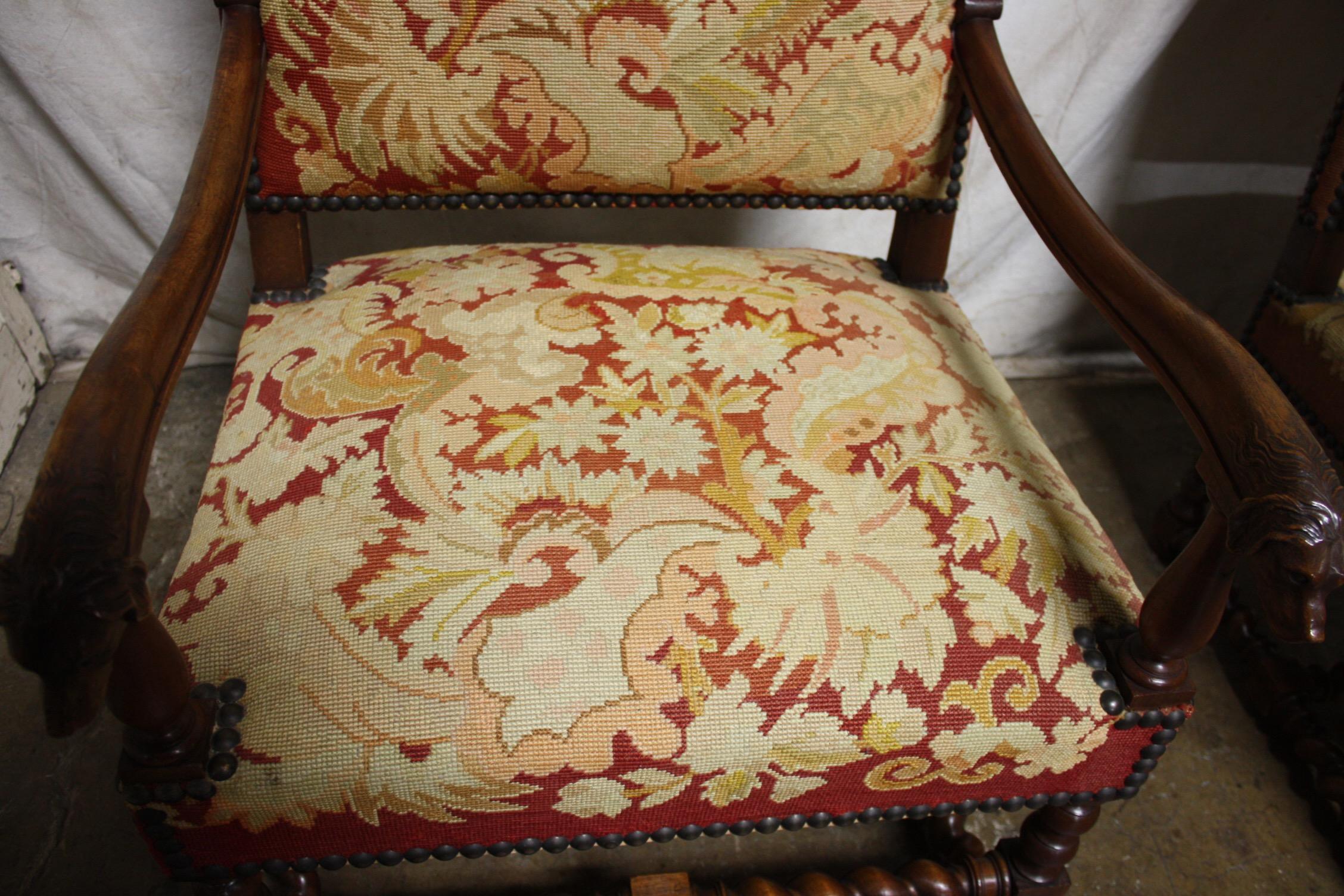 French 18th Century Pair of Armchairs 3