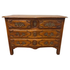 Cómoda parisina francesa del siglo XVIII