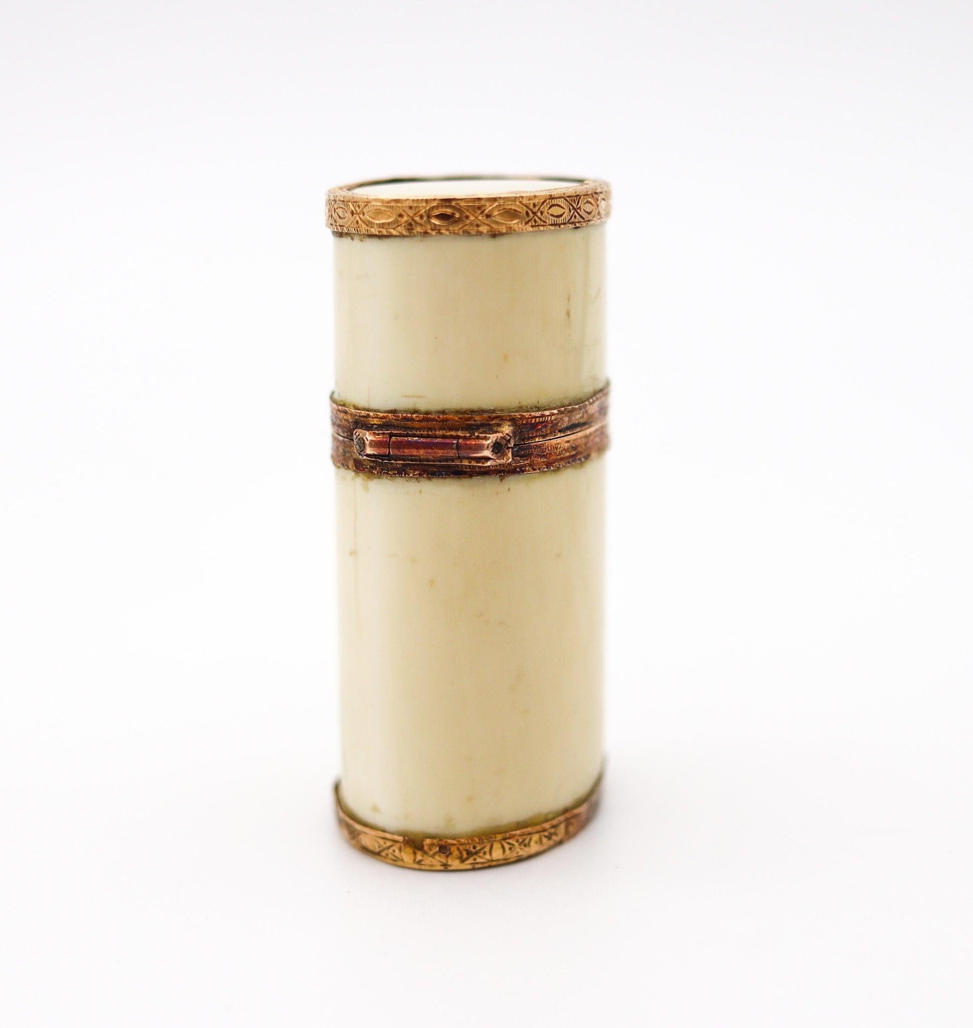 Carved FRENCH 18th Century Perfumed Scents Necessaire Box In 18Kt Yellow Gold & Carving For Sale