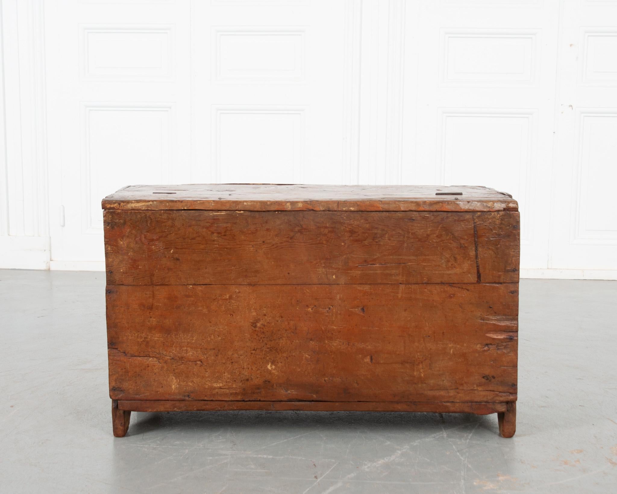 French 18th Century Petite Coffer 2
